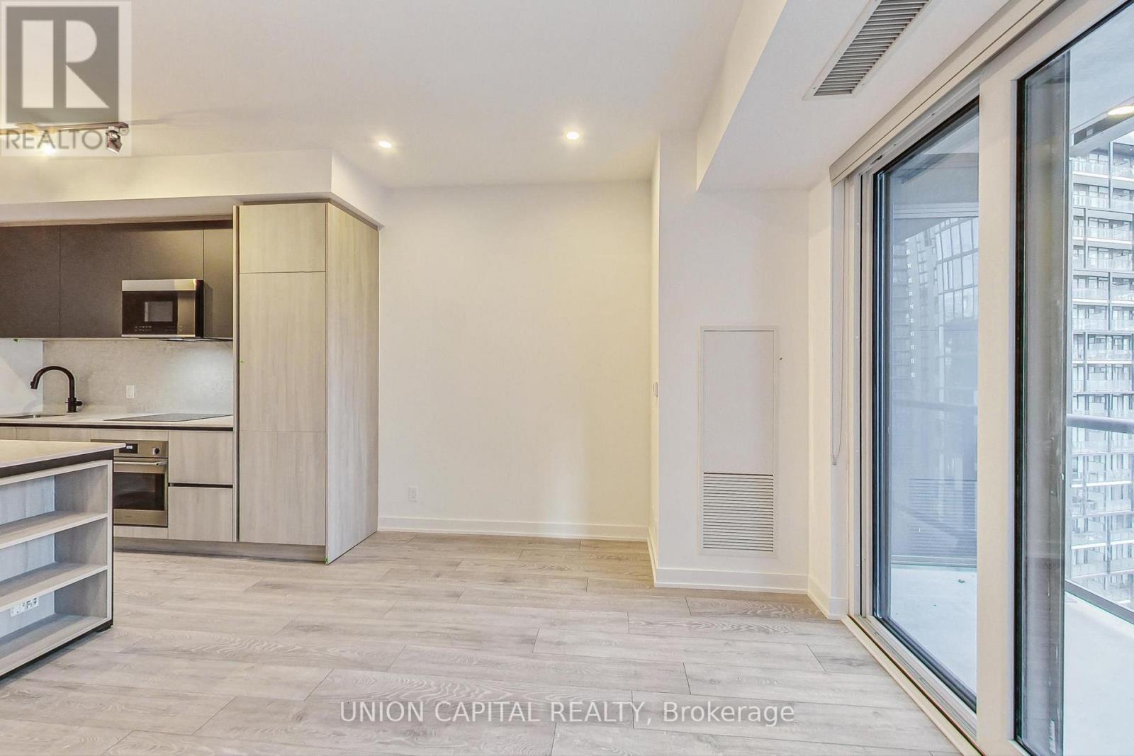 3305 - 108 Peter Street, Toronto, Ontario  M5V 0W2 - Photo 8 - C13670978