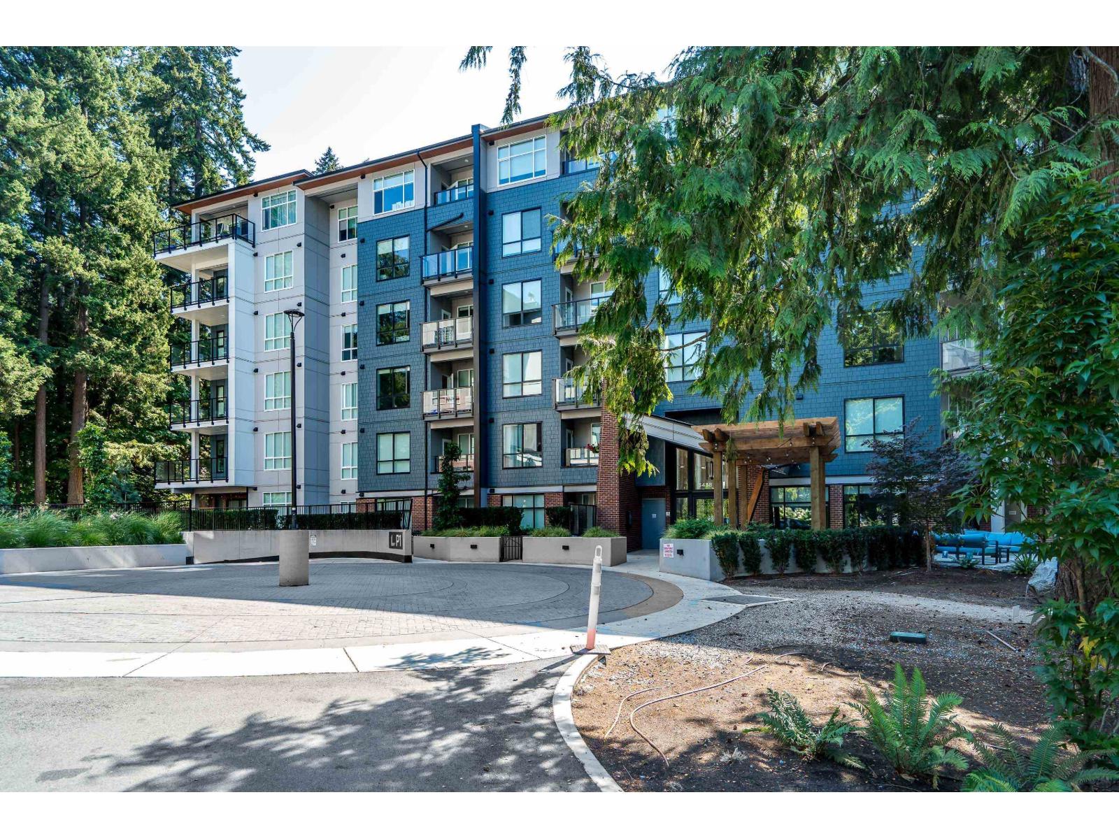 414 3438 146A STREET, Surrey, British Columbia
