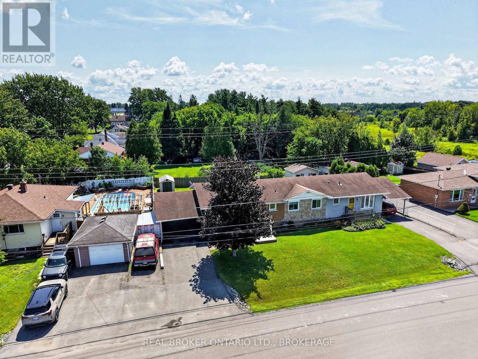 40 Mckenzie Street W, Cornwall, Ontario  K6K 1J1 - Photo 3 - X13670986