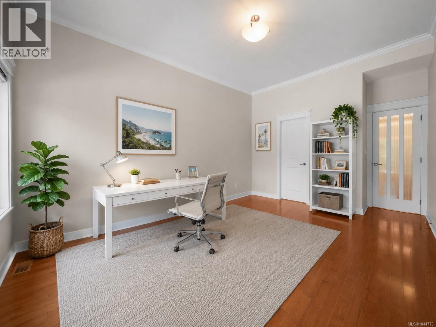 553 Heatherdale Lane, Saanich, British Columbia  V8Z 0A4 - Photo 16 - 1044773