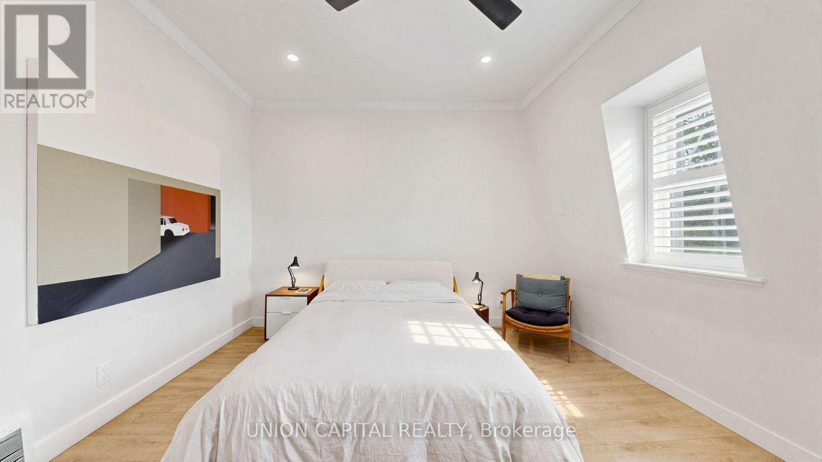 944 Dundas Street E, Toronto, Ontario M4M 1R3 - Photo 26 - E13670698