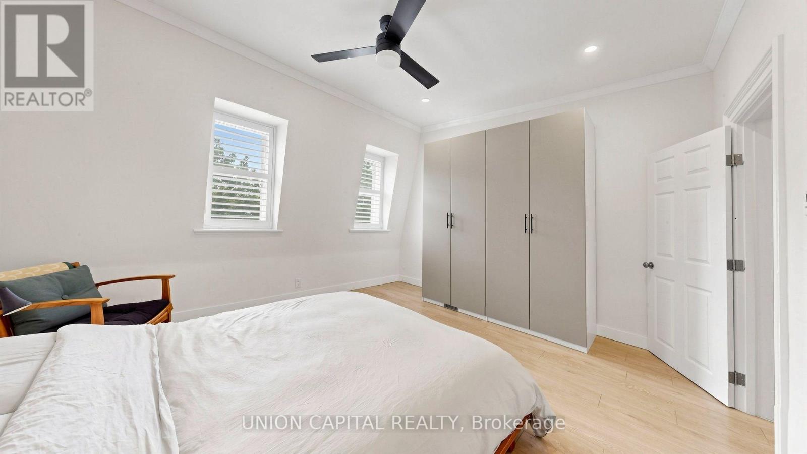 944 Dundas Street E, Toronto, Ontario M4M 1R3 - Photo 27 - E13670698