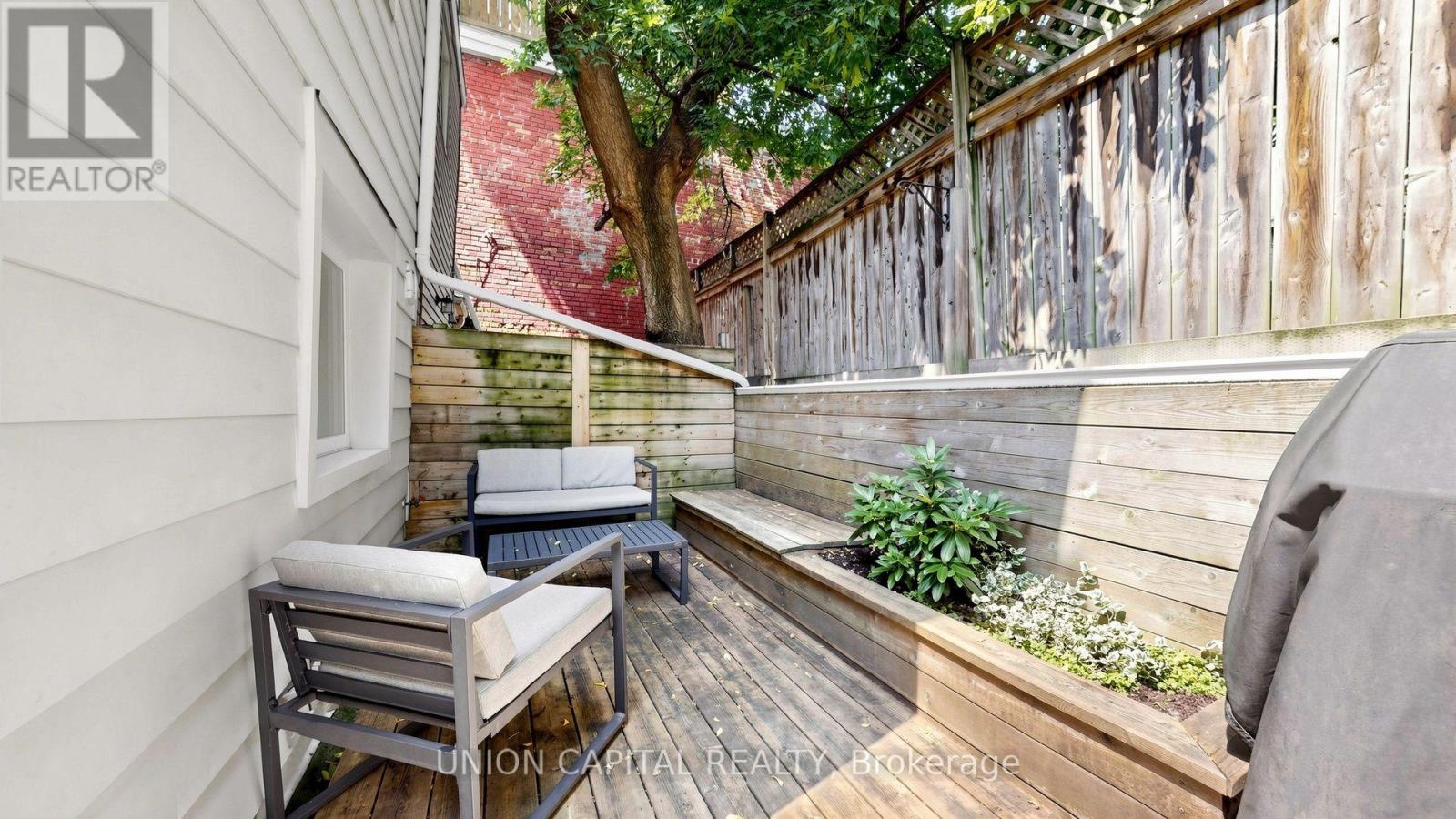 944 Dundas Street E, Toronto, Ontario M4M 1R3 - Photo 36 - E13670698
