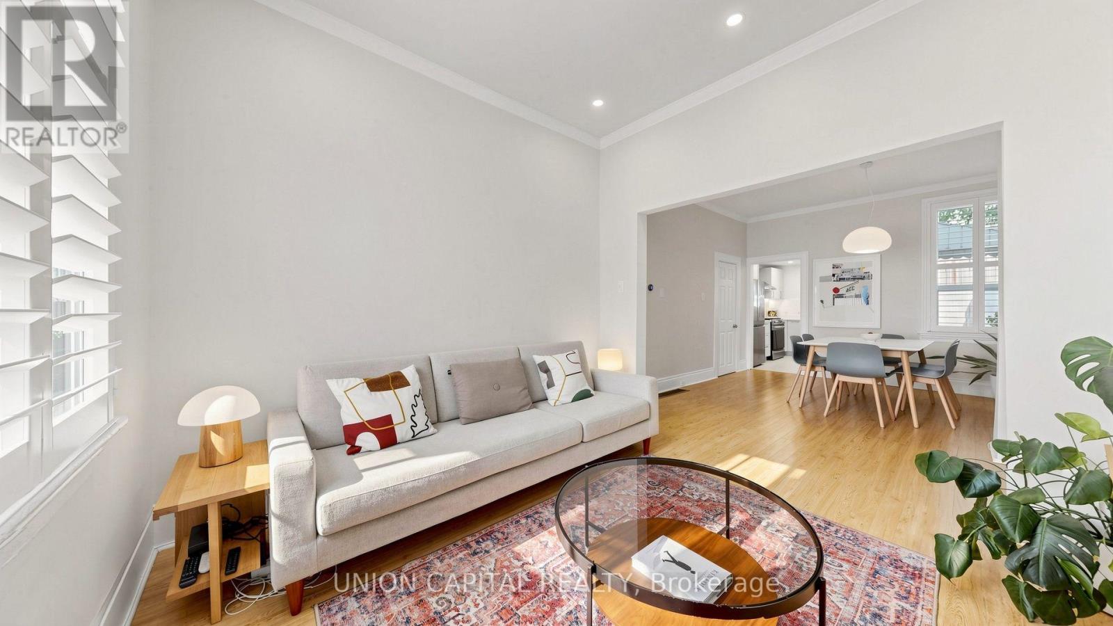 944 Dundas Street E, Toronto, Ontario M4M 1R3 - Photo 6 - E13670698