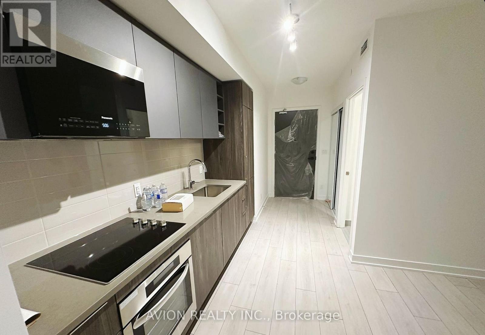 3209 - 2033 Kennedy Road, Toronto, Ontario  M1T 0B9 - Photo 2 - E13670956