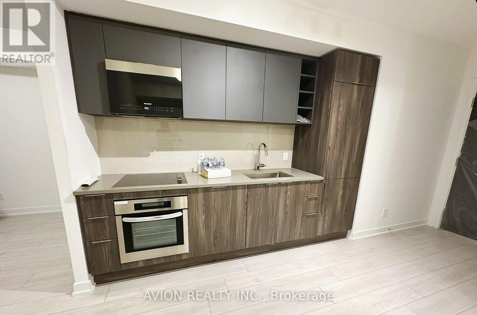 3209 - 2033 Kennedy Road, Toronto, Ontario  M1T 0B9 - Photo 3 - E13670956