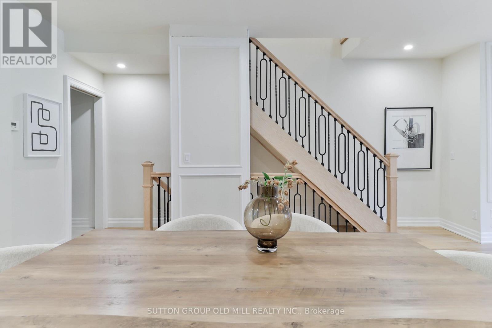 28 Eastmount Avenue, Toronto, Ontario  M4K 1V1 - Photo 20 - E13670982