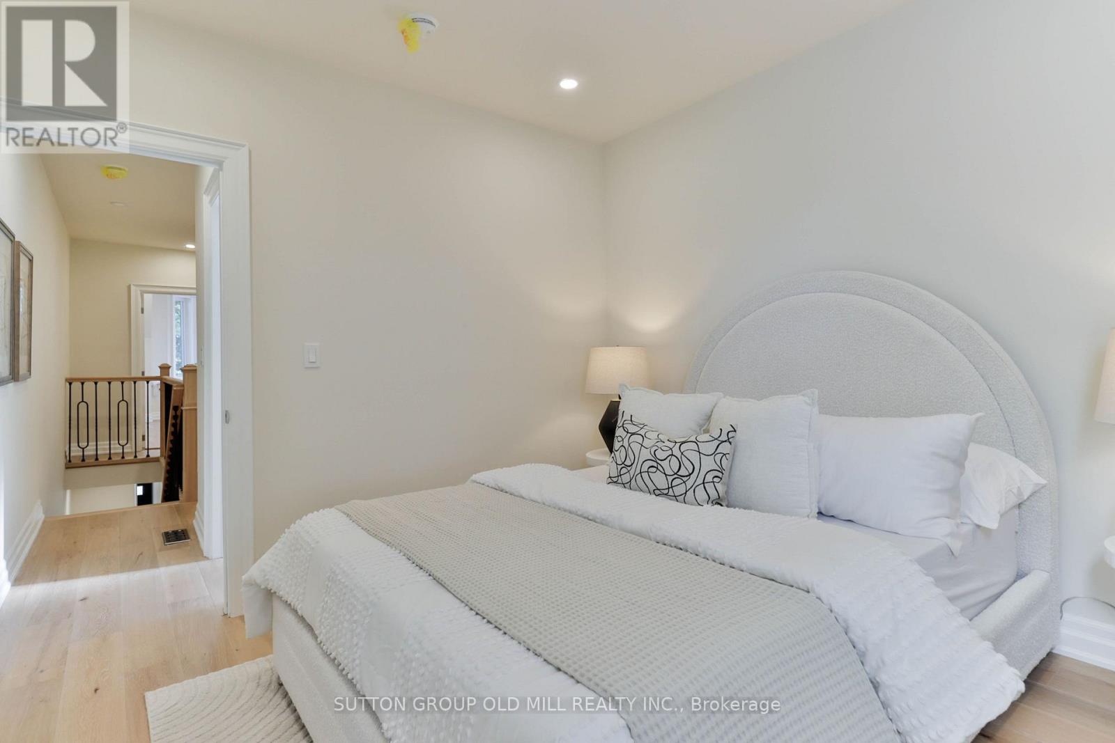28 Eastmount Avenue, Toronto, Ontario  M4K 1V1 - Photo 31 - E13670982