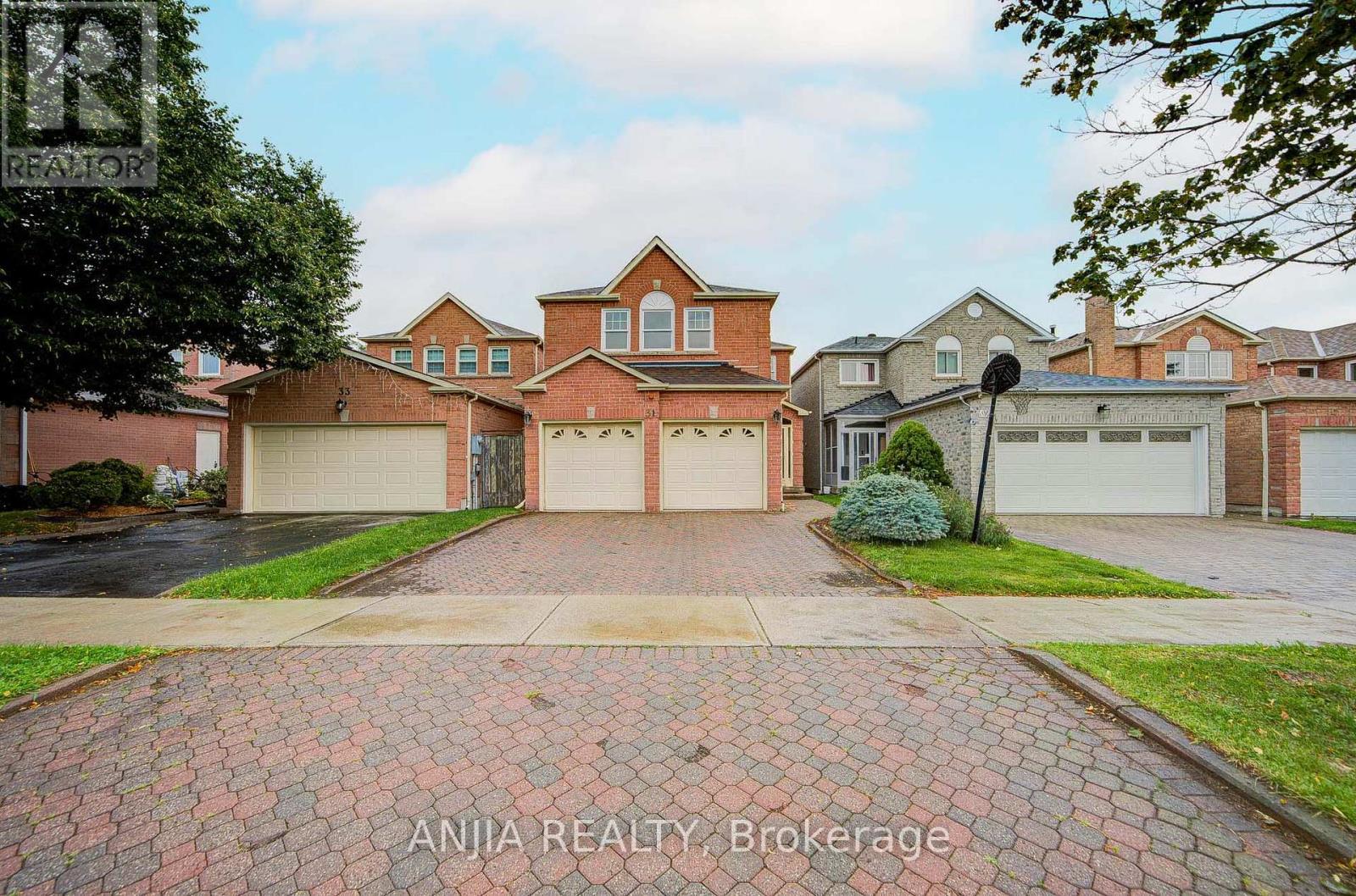 31 Shallowford Court, Toronto, Ontario M1V 5G6 - Photo 1 - E13671008