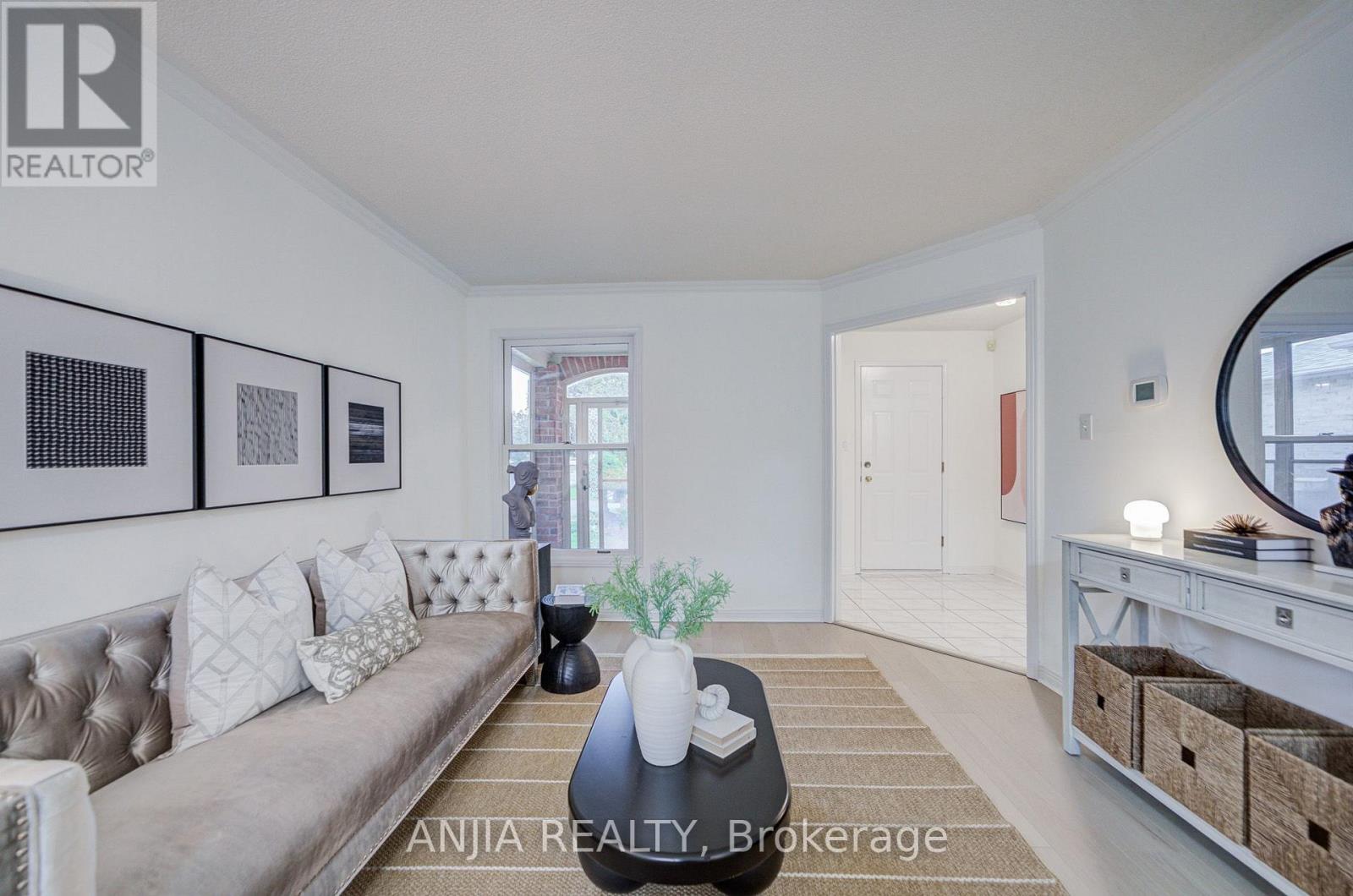 31 Shallowford Court, Toronto, Ontario M1V 5G6 - Photo 13 - E13671008