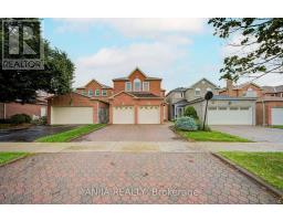 31 SHALLOWFORD COURT, Toronto, Ontario