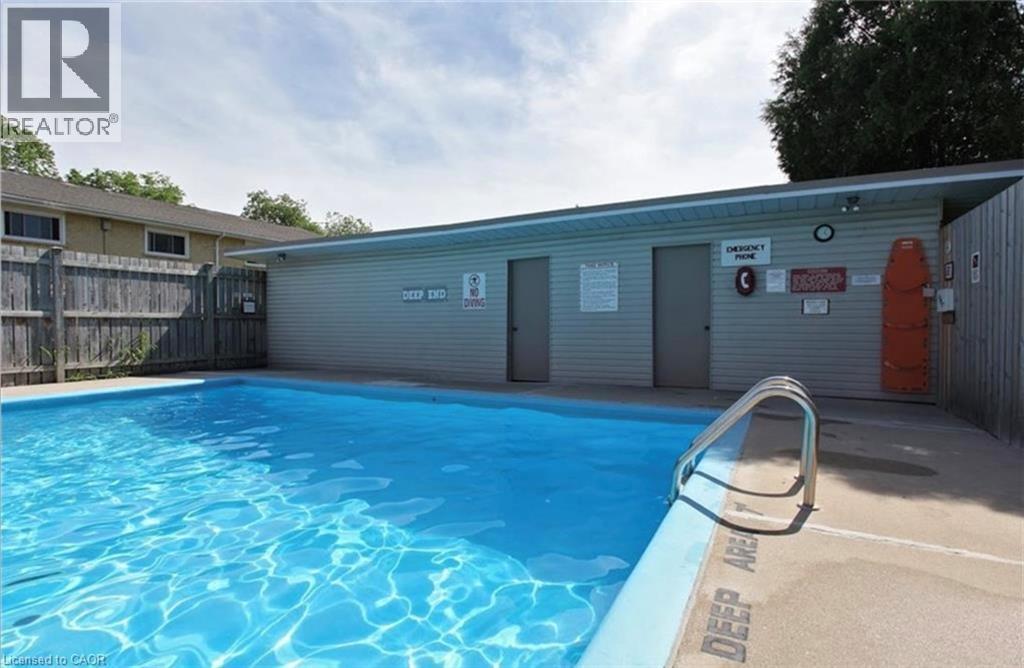 655 Albert Street Unit# J, Waterloo, Ontario N2L 3V5 - Photo 15 - 40854067