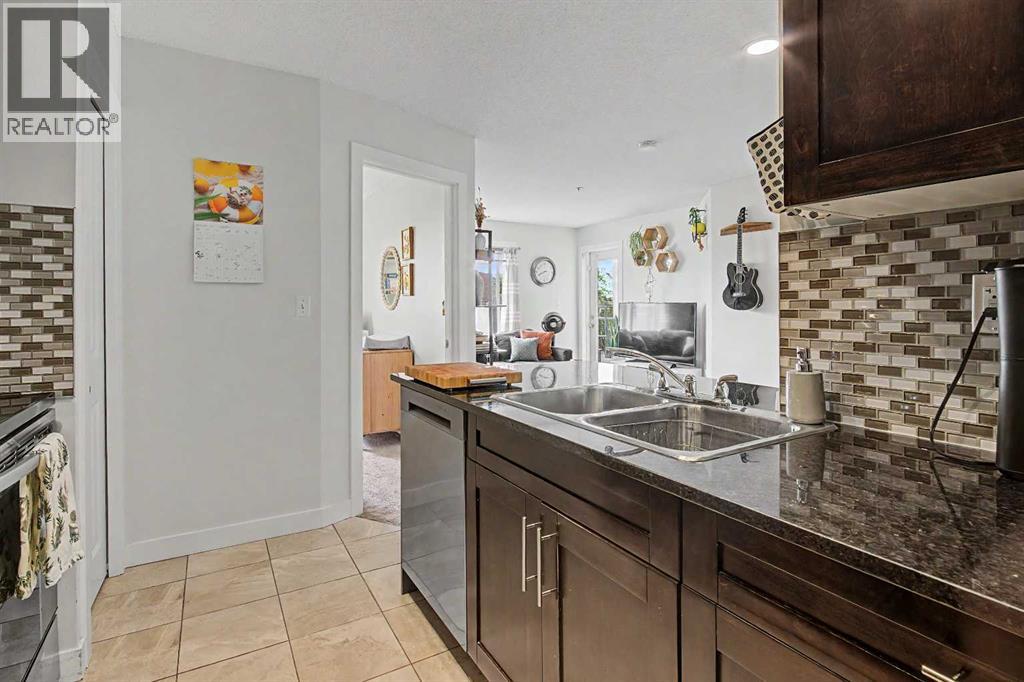 3407, 403 Mackenzie Way SW, Airdrie, Alberta  T4B 3V7 - Photo 15 - A2336048