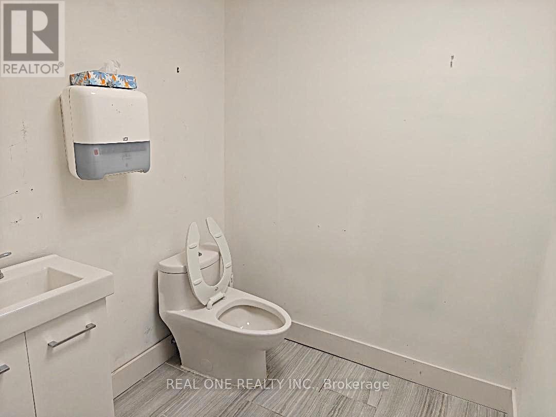2 - 120 Mulock Drive, Newmarket, Ontario L3Y 7C5 - Photo 12 - N13670708