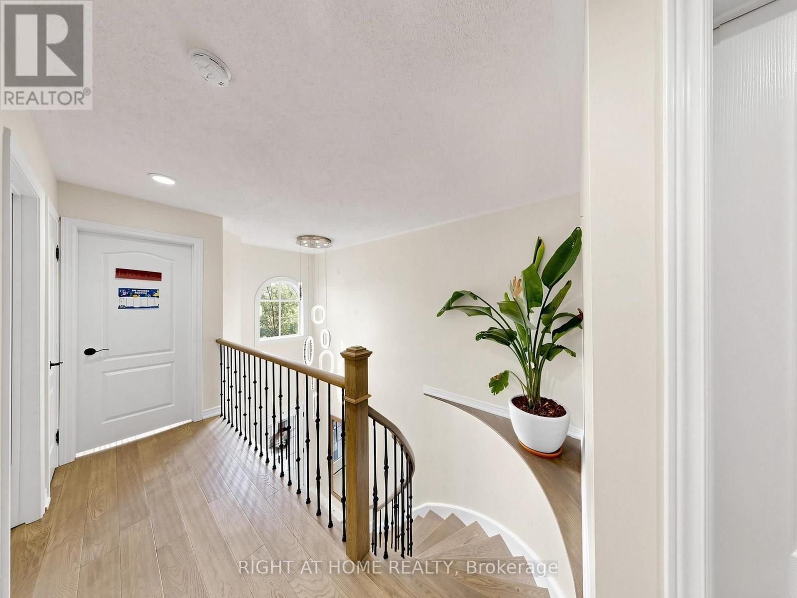 161 Austinpaul Drive N, Newmarket, Ontario L3X 2K6 - Photo 20 - N13670718