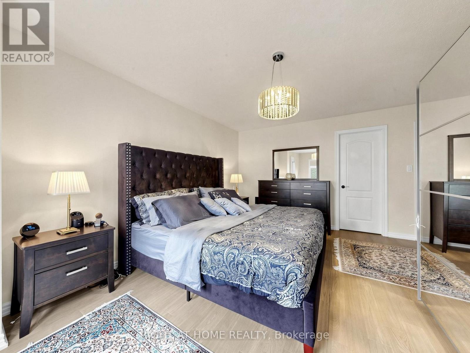 161 Austinpaul Drive N, Newmarket, Ontario L3X 2K6 - Photo 26 - N13670718