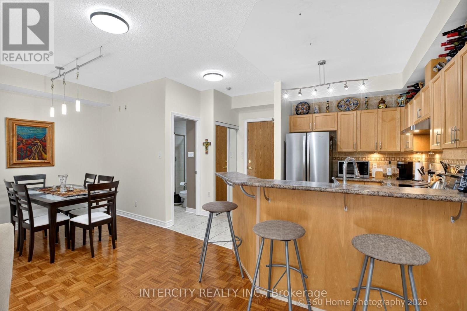 304 - 245 Pine Grove Road, Vaughan, Ontario L4L 2H7 - Photo 10 - N13670814