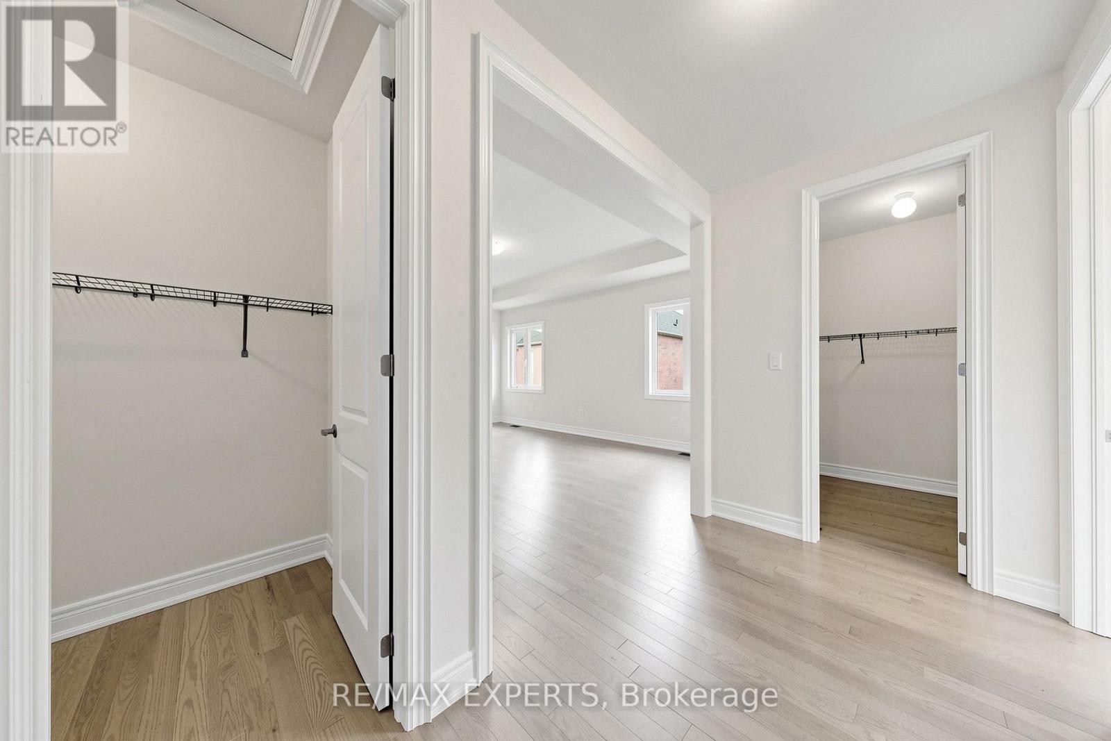 60 Bud Leggett Crescent, Georgina, Ontario  L4P 0S9 - Photo 30 - N13670874