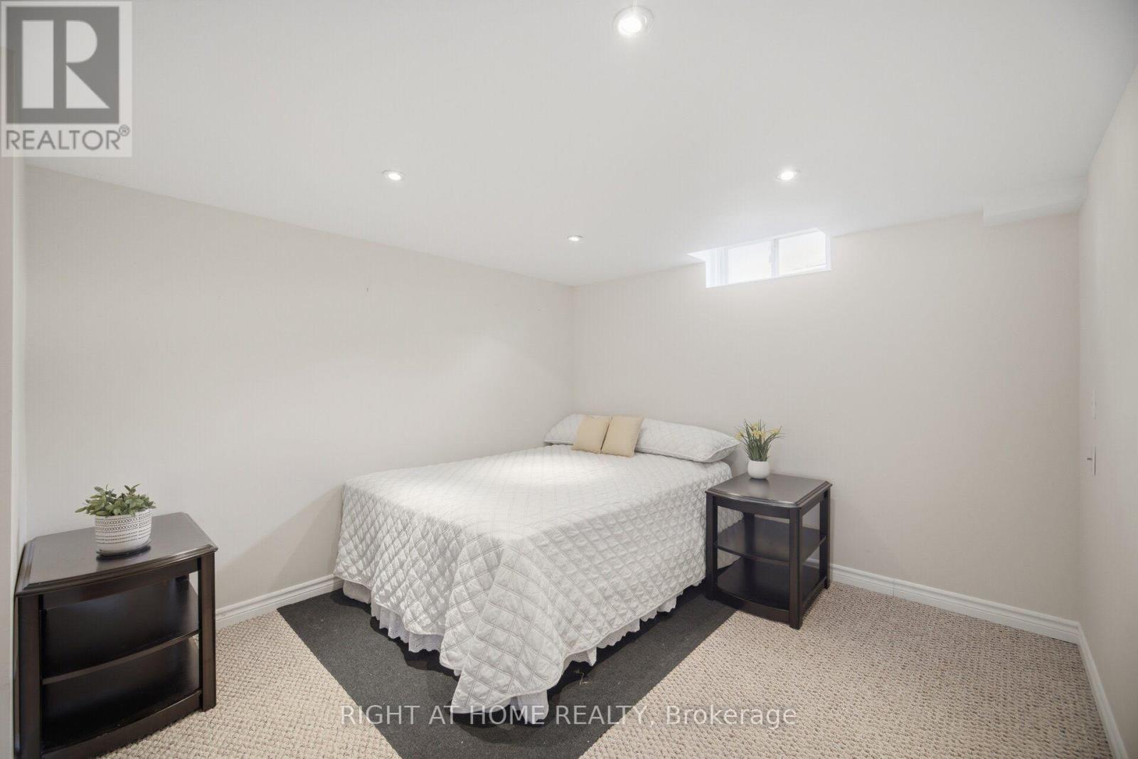 4 Simmons Crescent, Aurora, Ontario  L4G 6B4 - Photo 39 - N13670960
