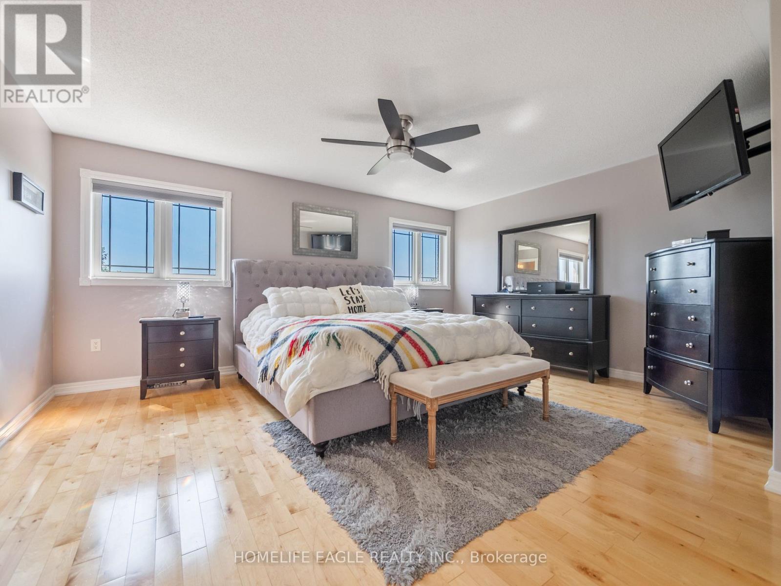 25 Meadowview Drive, Bradford West Gwillimbury, Ontario L3Z 3J4 - Photo 9 - N13671018