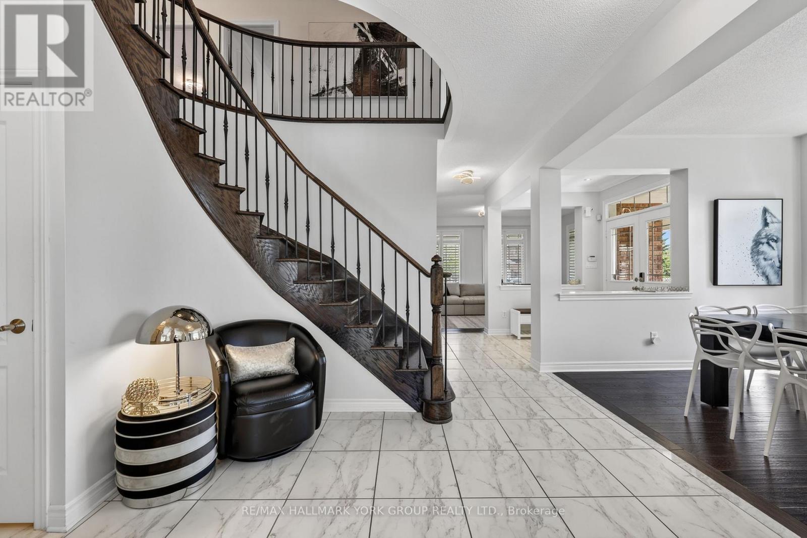 75 Mclarty Gate, Aurora, Ontario  L4G 0G5 - Photo 6 - N13671028