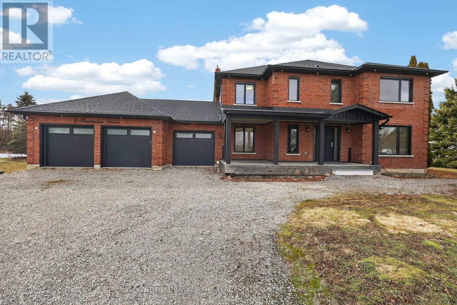 8 Brownlee Drive, Bradford West Gwillimbury, Ontario  L3Z 2A4 - Photo 3 - N13671048