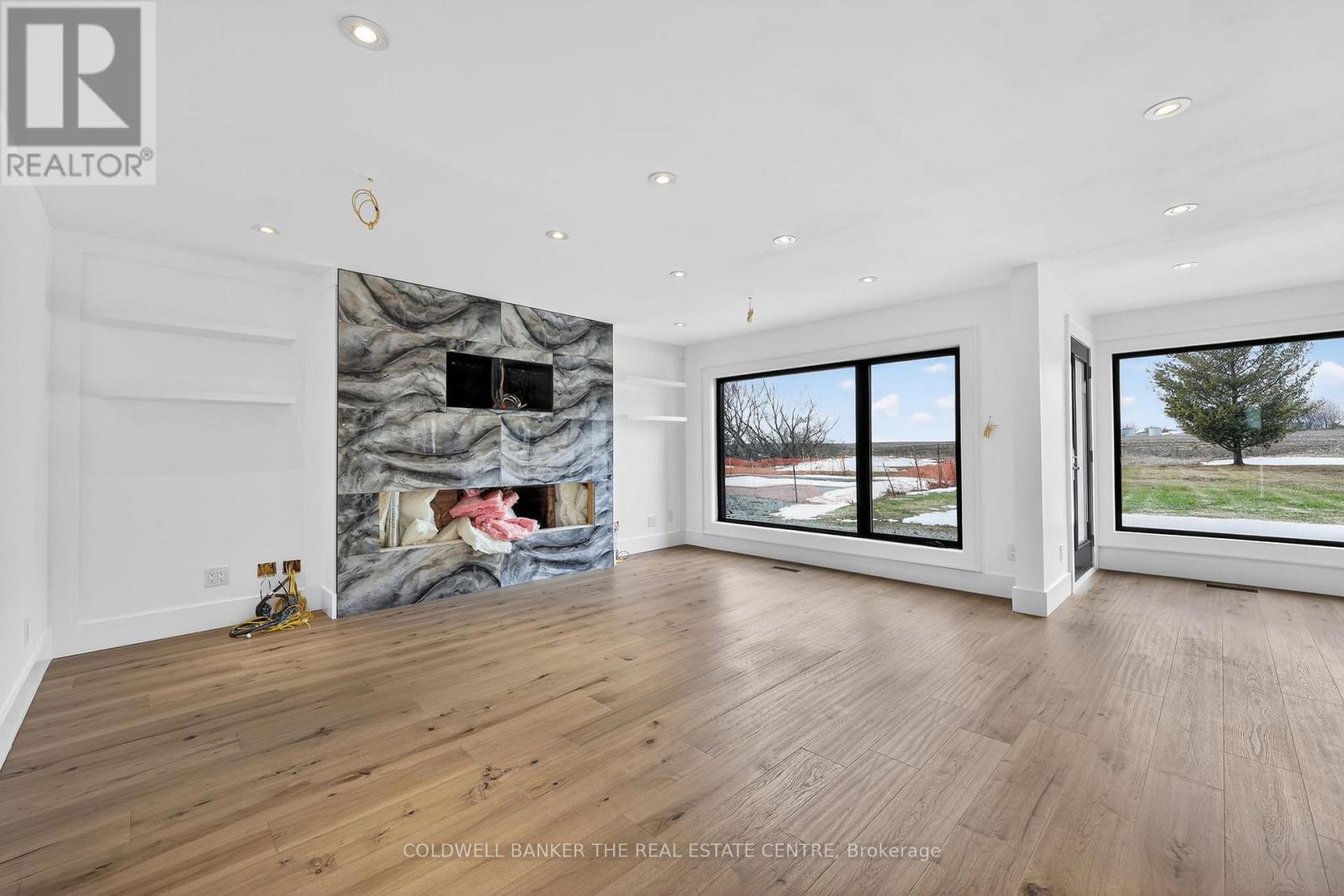 8 Brownlee Drive, Bradford West Gwillimbury, Ontario  L3Z 2A4 - Photo 9 - N13671048