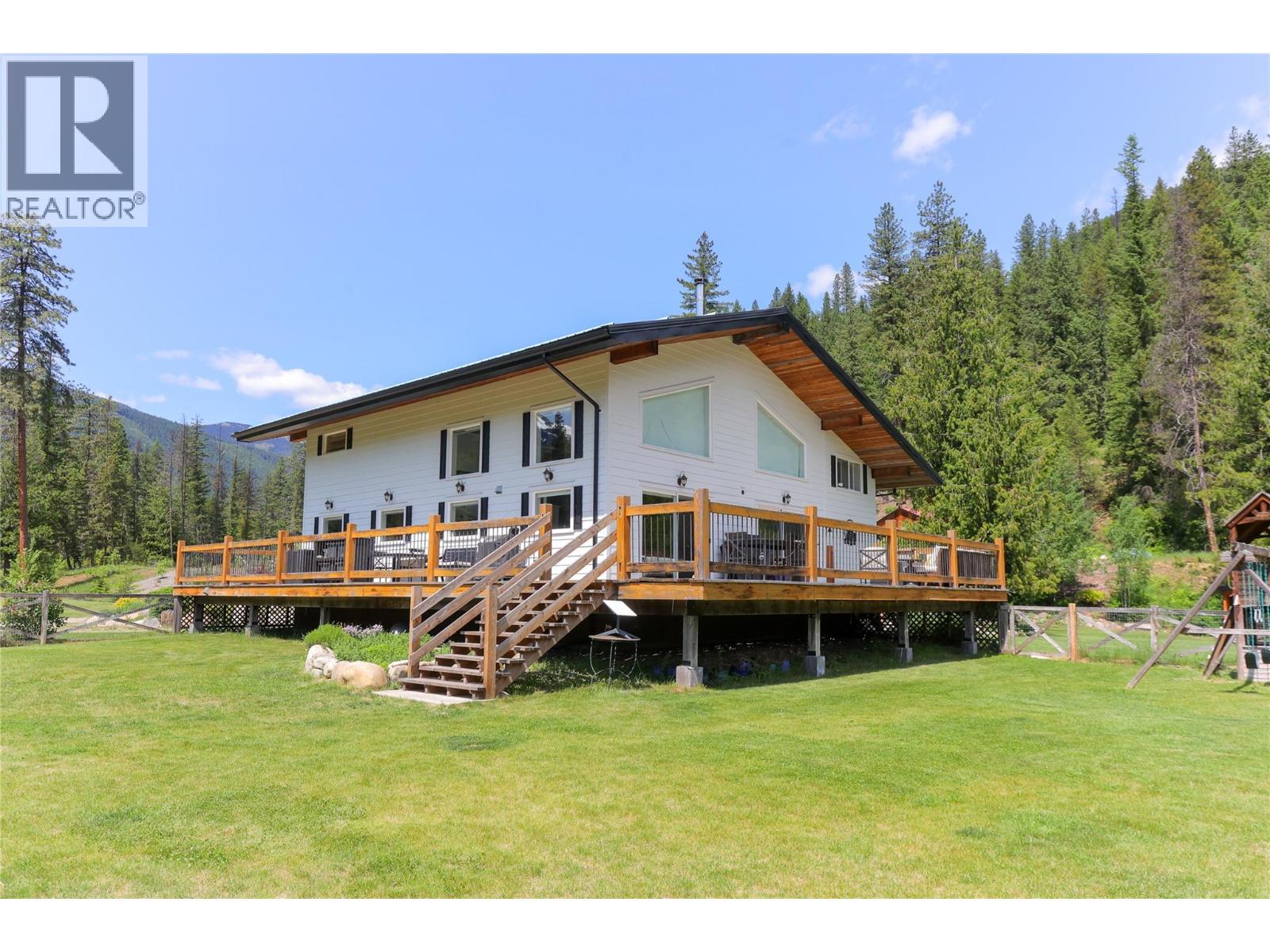 3290 Little Slocan South Road, Winlaw, British Columbia  V0G 2J0 - Photo 4 - 10376266