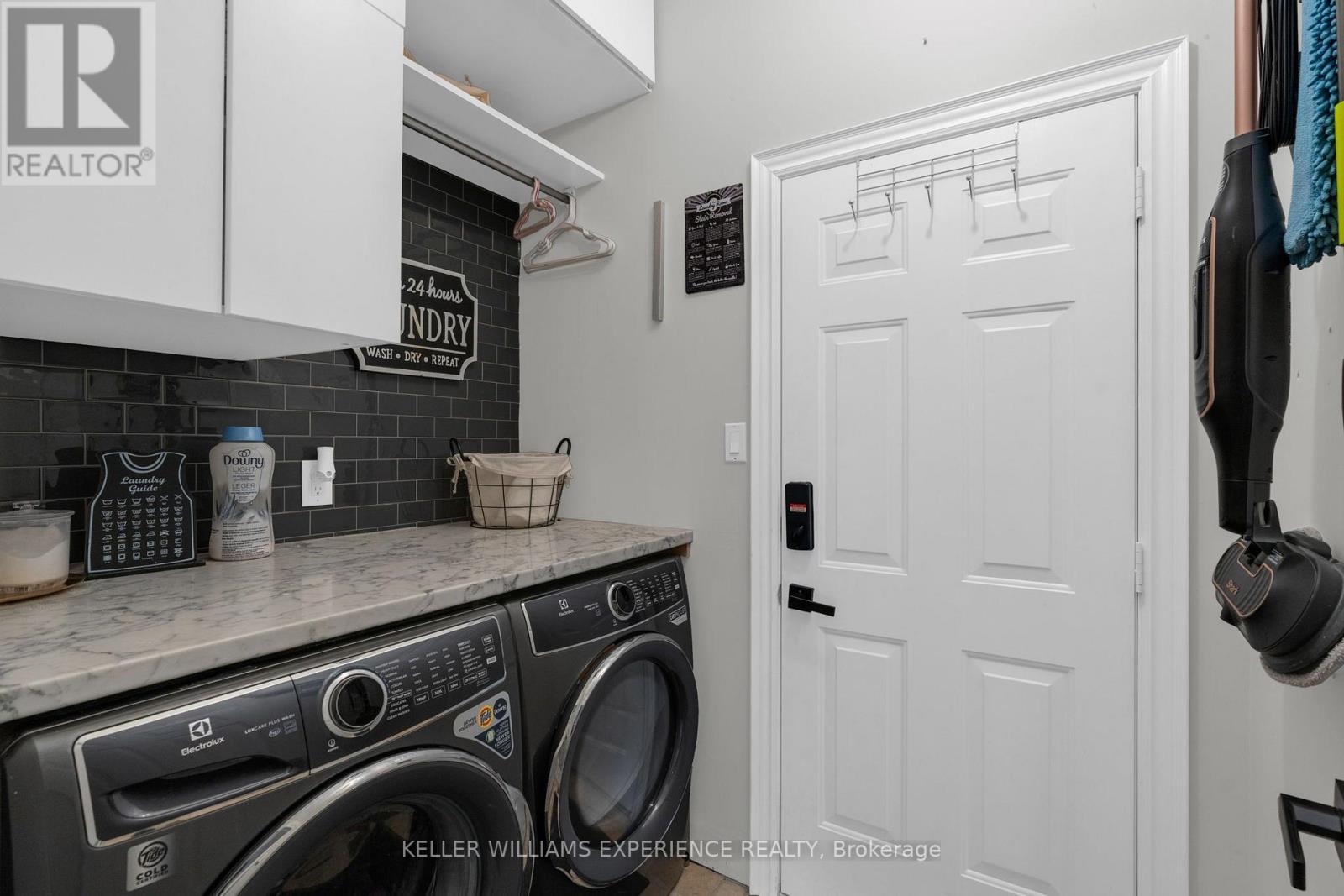 53 Sovereign's Gate, Barrie, Ontario L4N 0Y9 - Photo 9 - S13670702