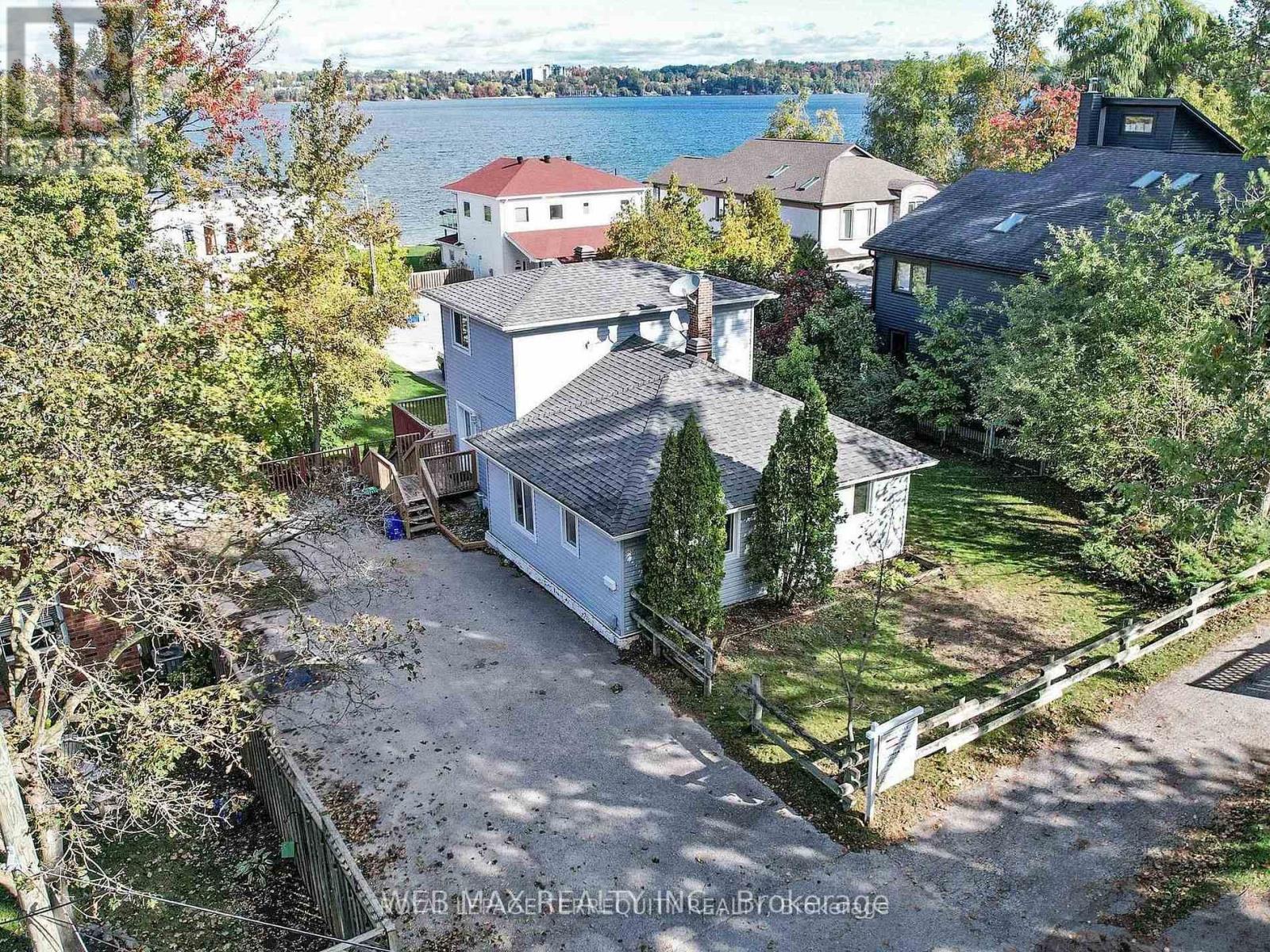 40 Brennan Avenue, Barrie, Ontario  L4N 3X3 - Photo 1 - S13671082
