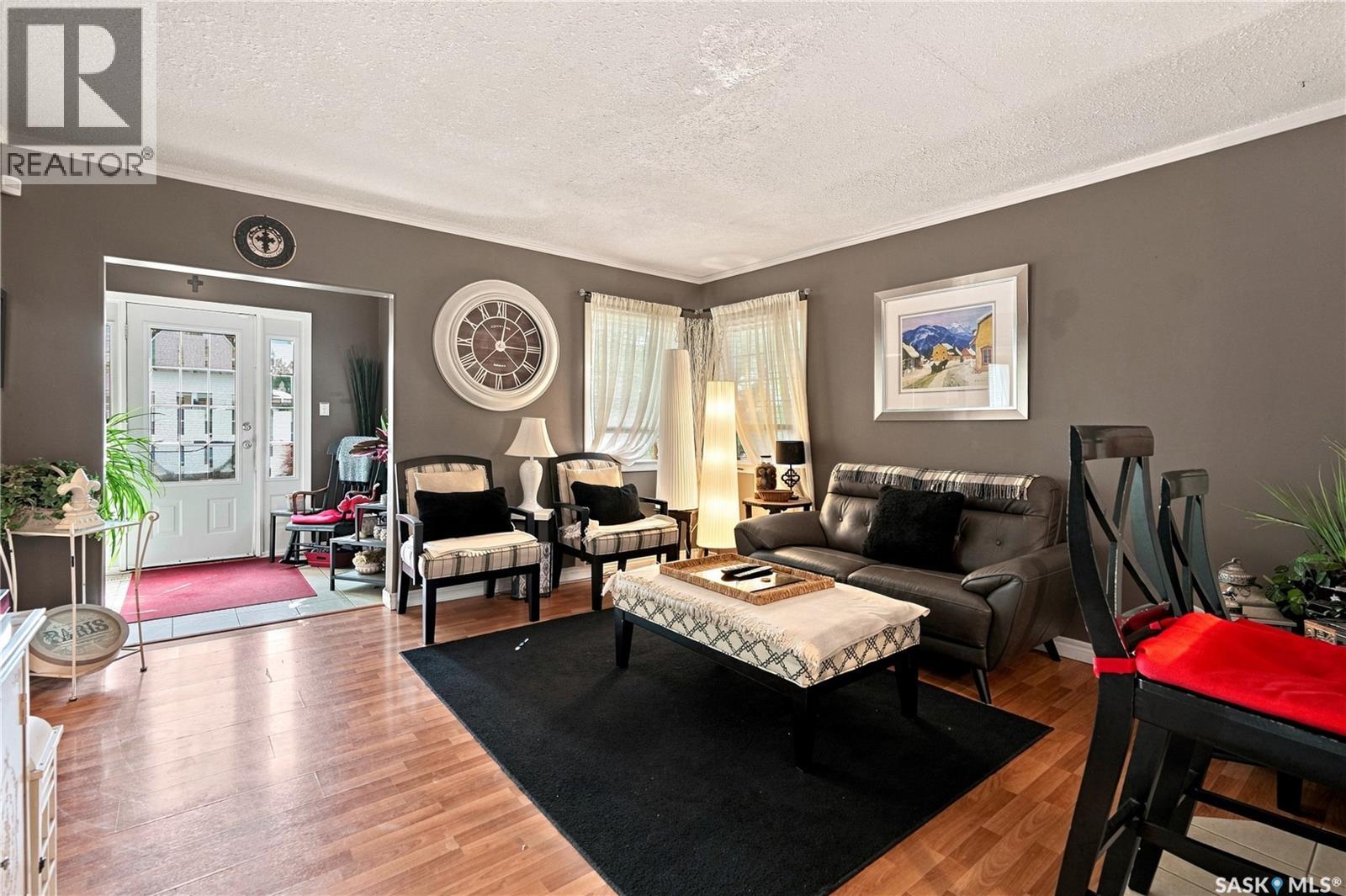 4828 8th Avenue, Regina, Saskatchewan  S4T 0V9 - Photo 8 - SK045382