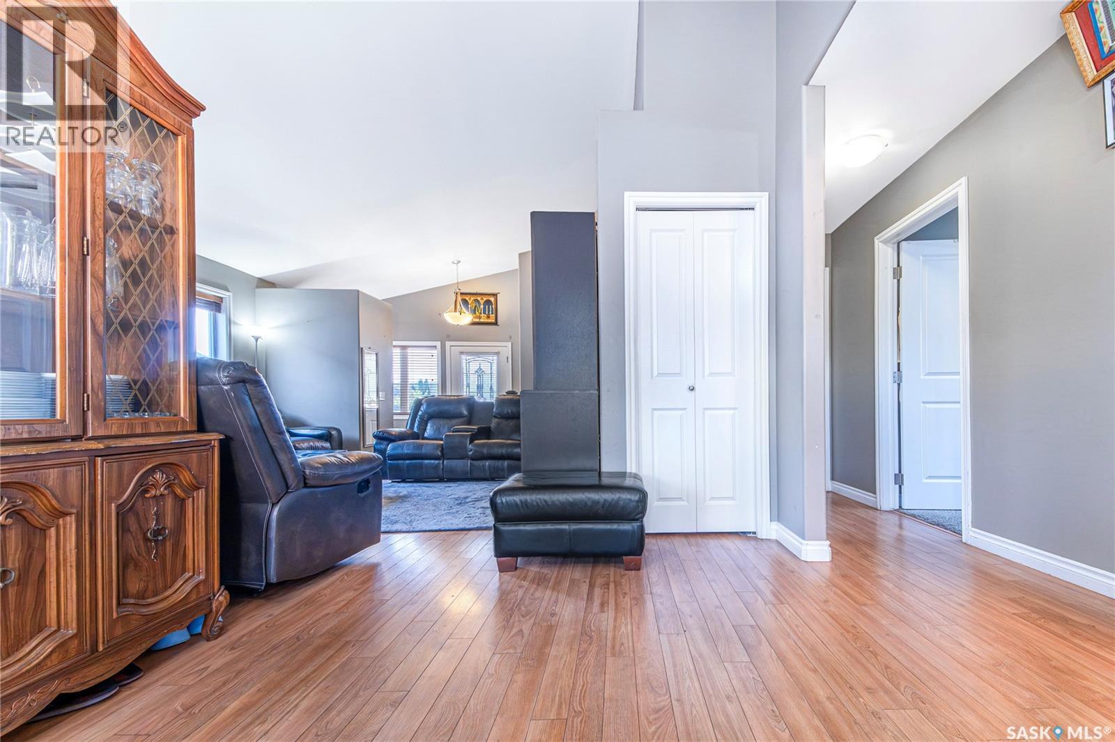 3347 Mcclocklin Road, Saskatoon, Saskatchewan  S7R 0B3 - Photo 11 - SK045329