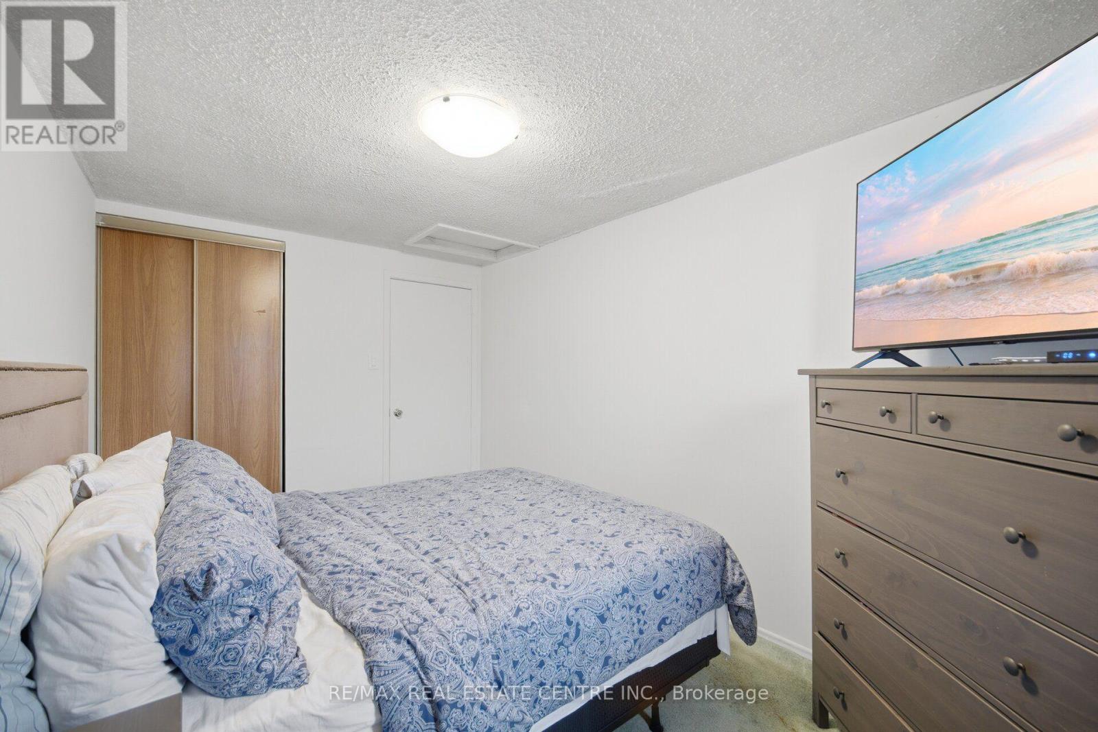 13 Dafoe Crescent, Brampton, Ontario  L6Y 2L1 - Photo 28 - W13670738