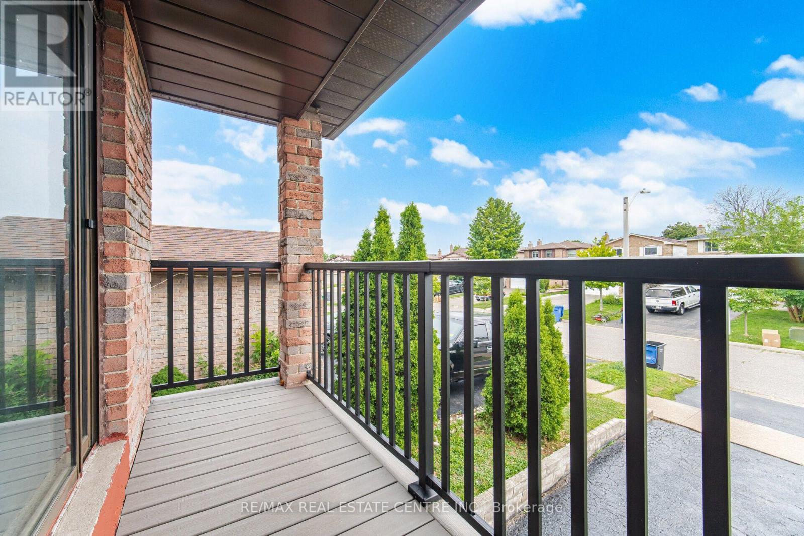 13 Dafoe Crescent, Brampton, Ontario  L6Y 2L1 - Photo 40 - W13670738