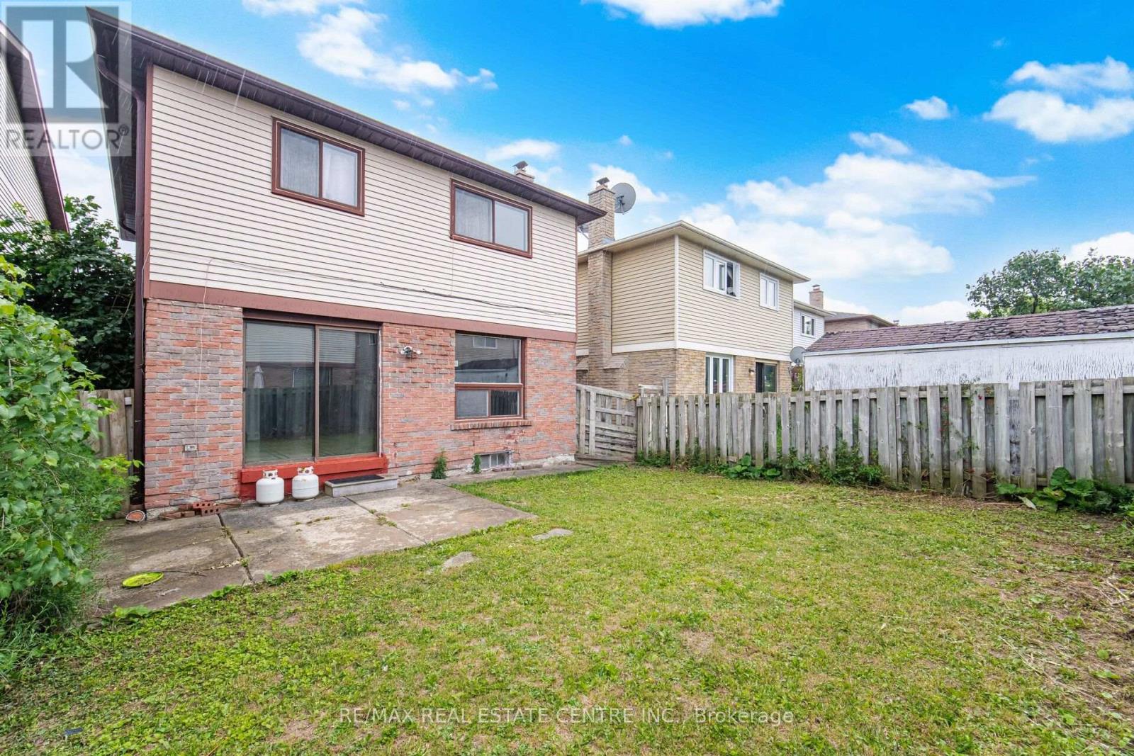13 Dafoe Crescent, Brampton, Ontario  L6Y 2L1 - Photo 45 - W13670738
