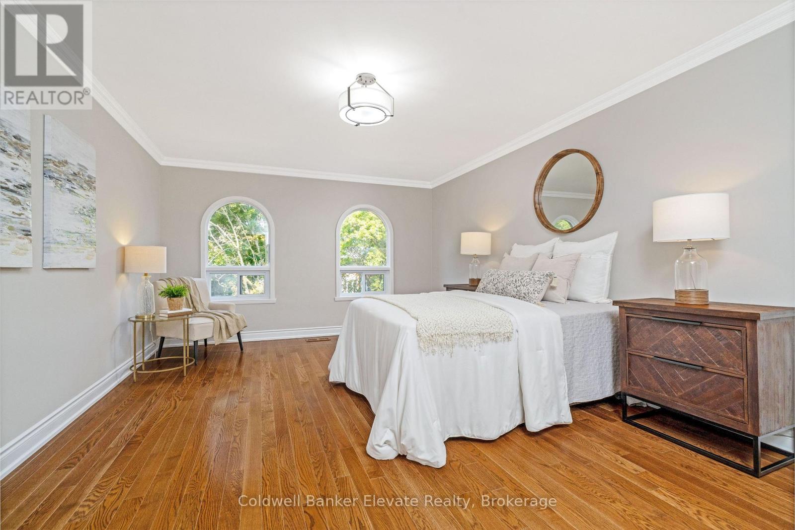 1677 Sherwood Forrest Circle, Mississauga, Ontario  L5K 2G8 - Photo 22 - W13670754