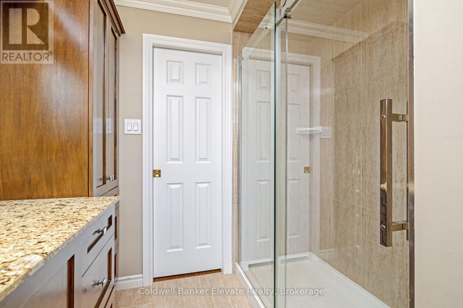 1677 Sherwood Forrest Circle, Mississauga, Ontario  L5K 2G8 - Photo 26 - W13670754