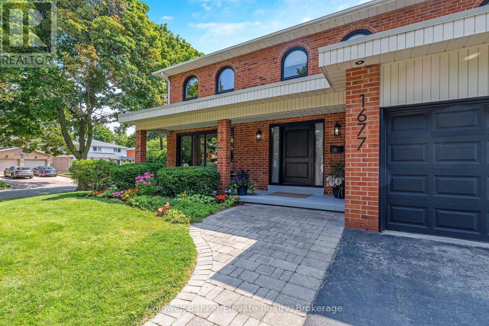 1677 Sherwood Forrest Circle, Mississauga, Ontario  L5K 2G8 - Photo 49 - W13670754
