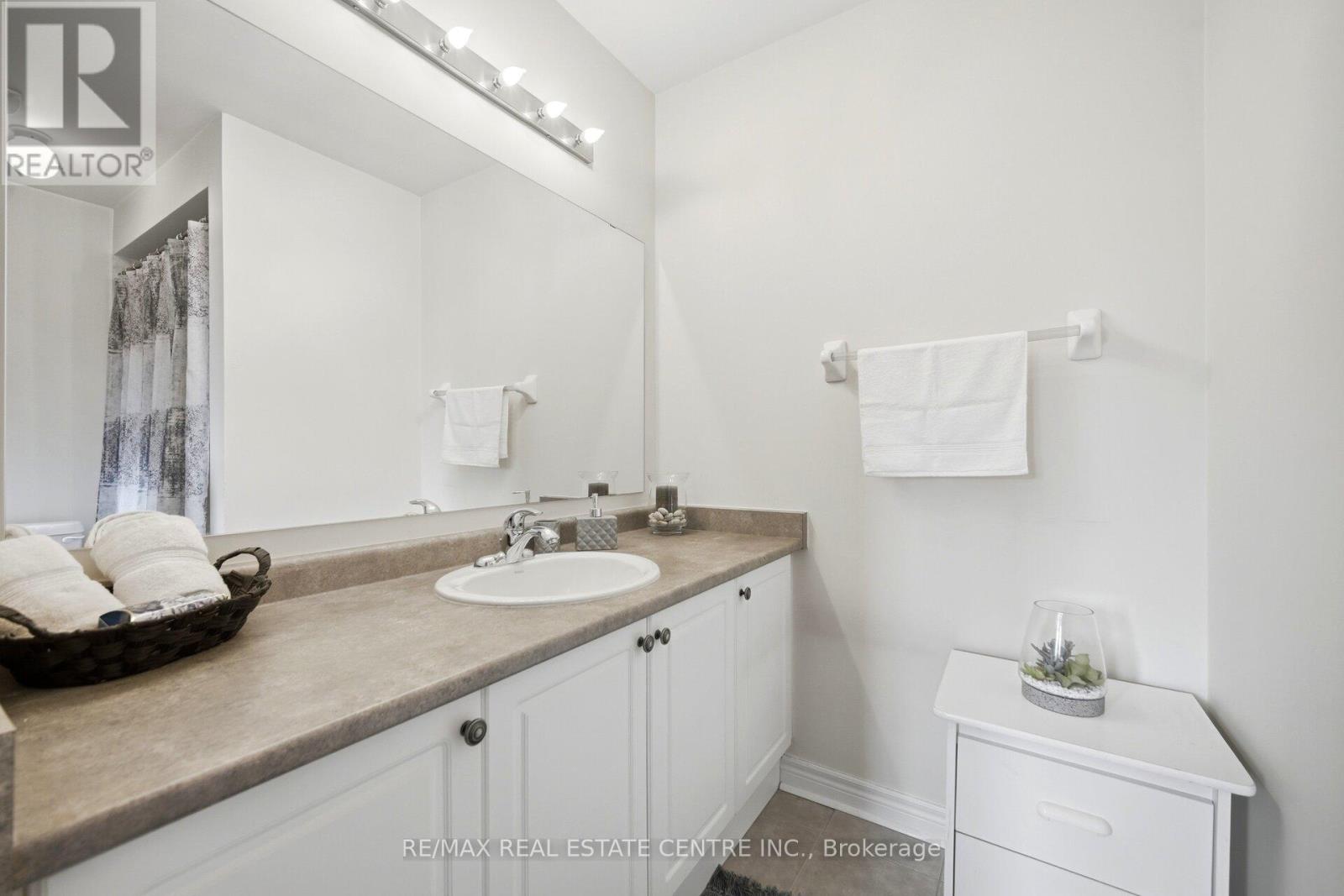 16 Gamson Crescent, Brampton, Ontario  L6R 0V8 - Photo 28 - W13670776