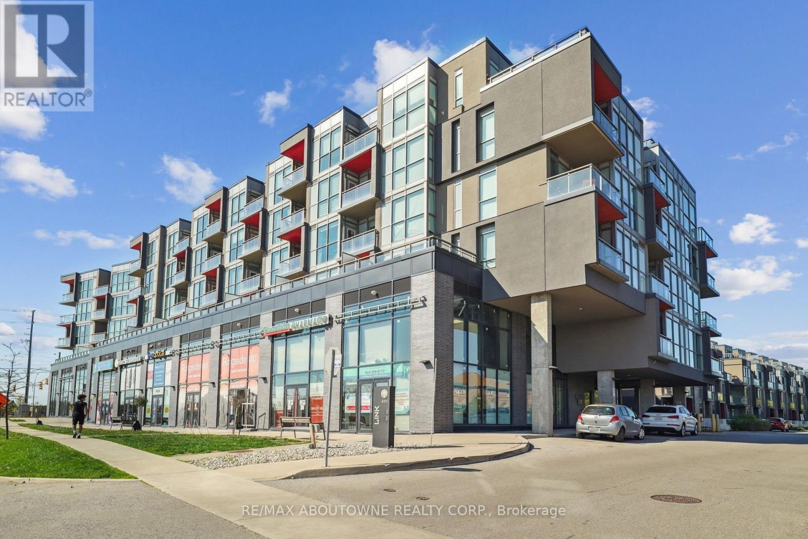 C204 - 5260 DUNDAS STREET, Burlington, Ontario