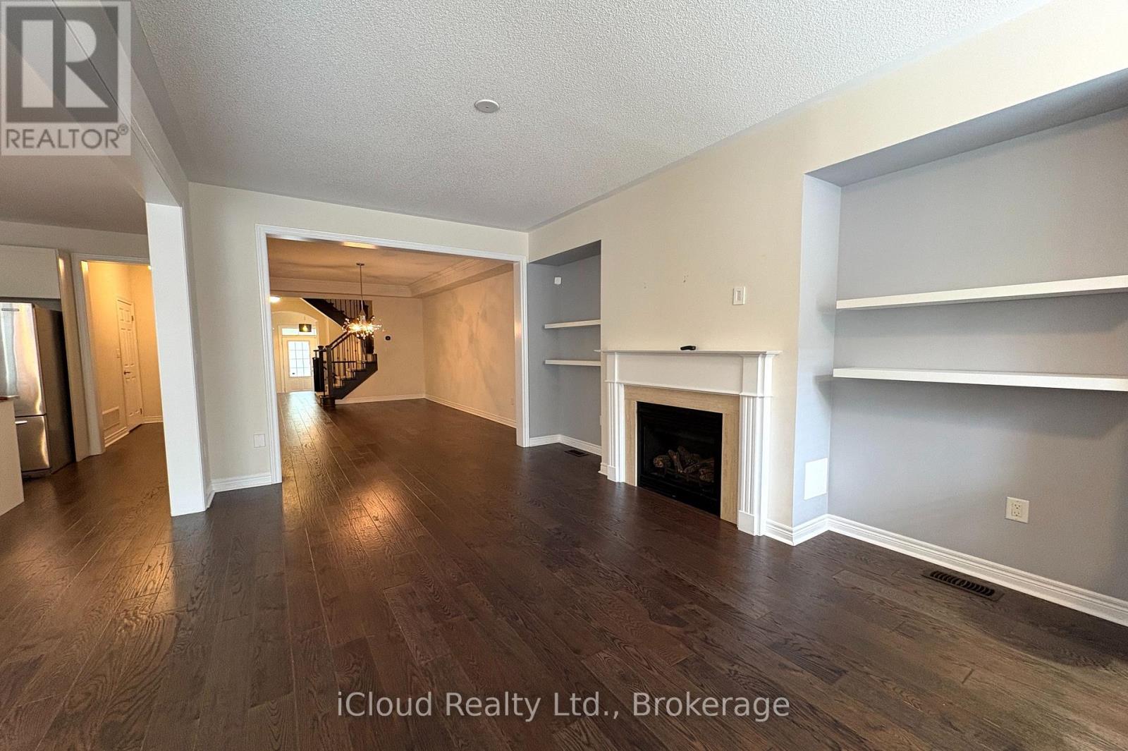 2466 Village Common, Oakville, Ontario  L6M 0S2 - Photo 11 - W13670834