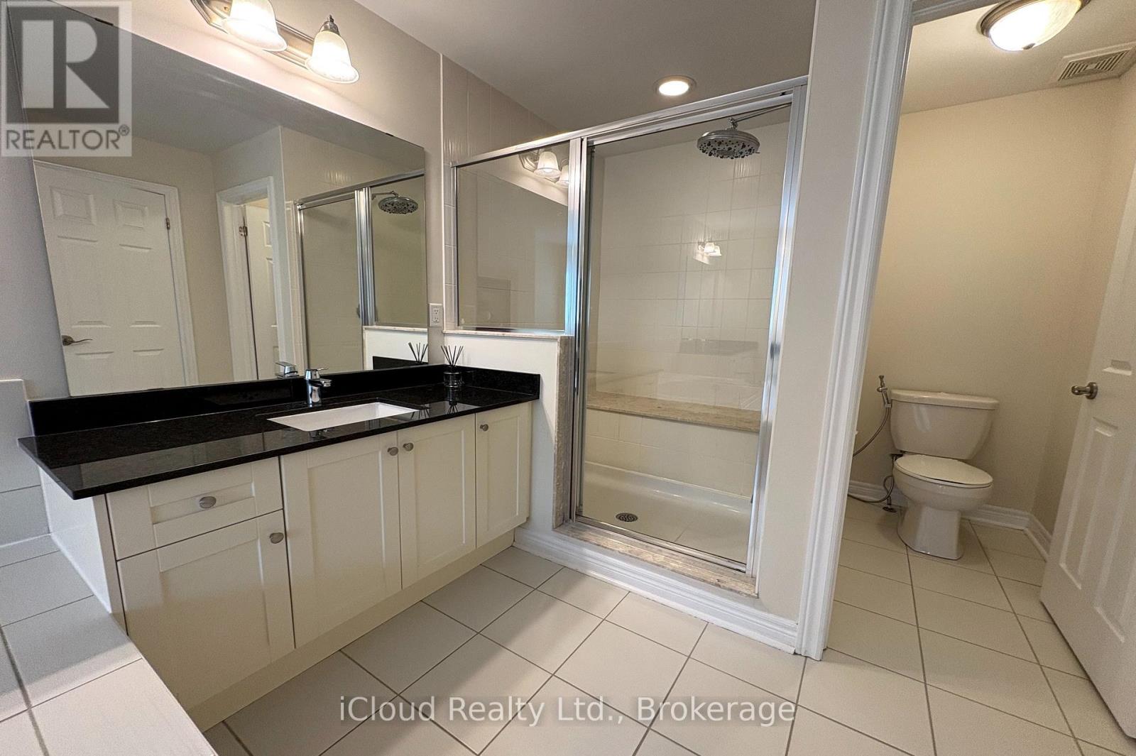 2466 Village Common, Oakville, Ontario  L6M 0S2 - Photo 38 - W13670834