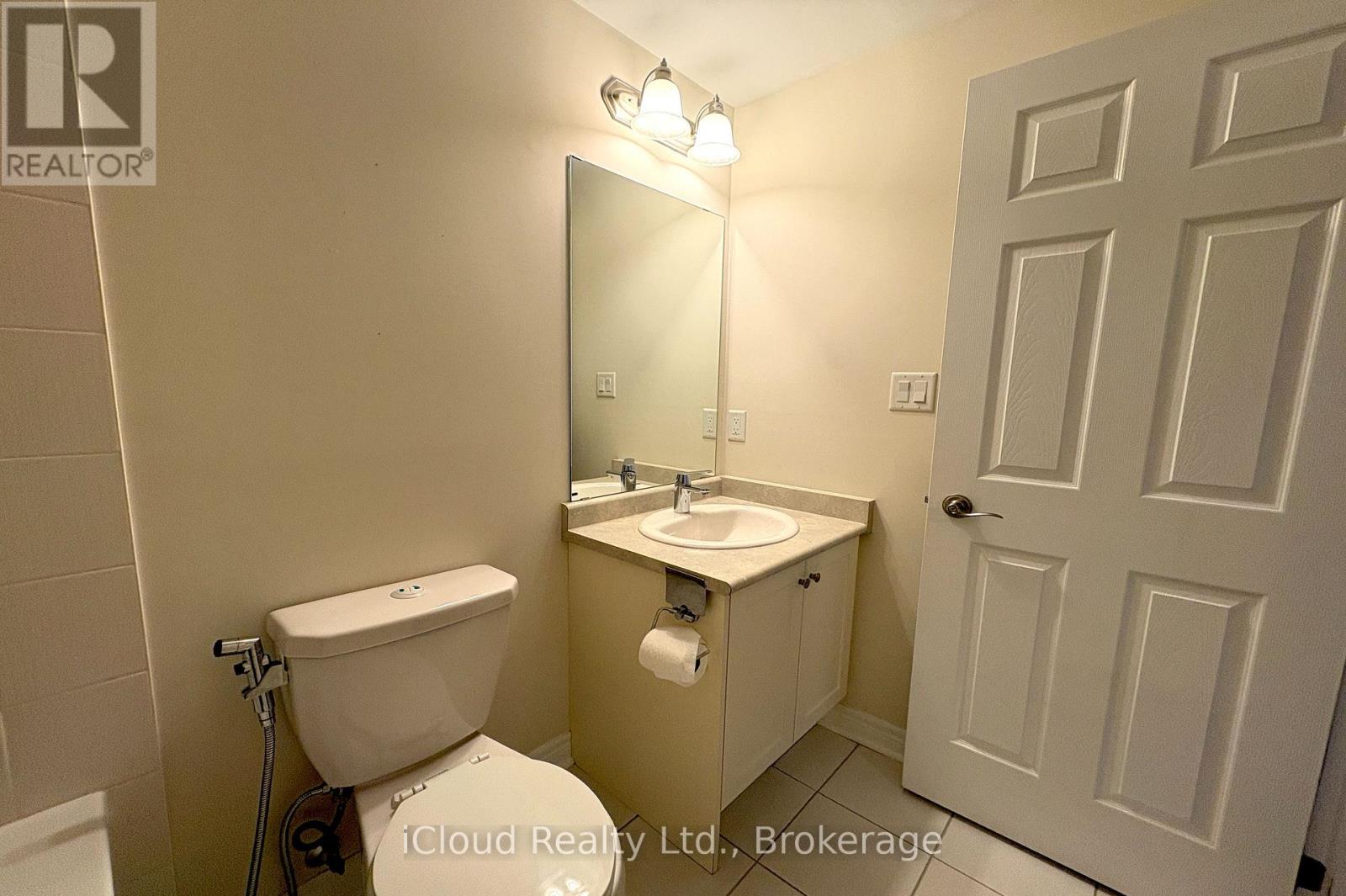 2466 Village Common, Oakville, Ontario  L6M 0S2 - Photo 47 - W13670834
