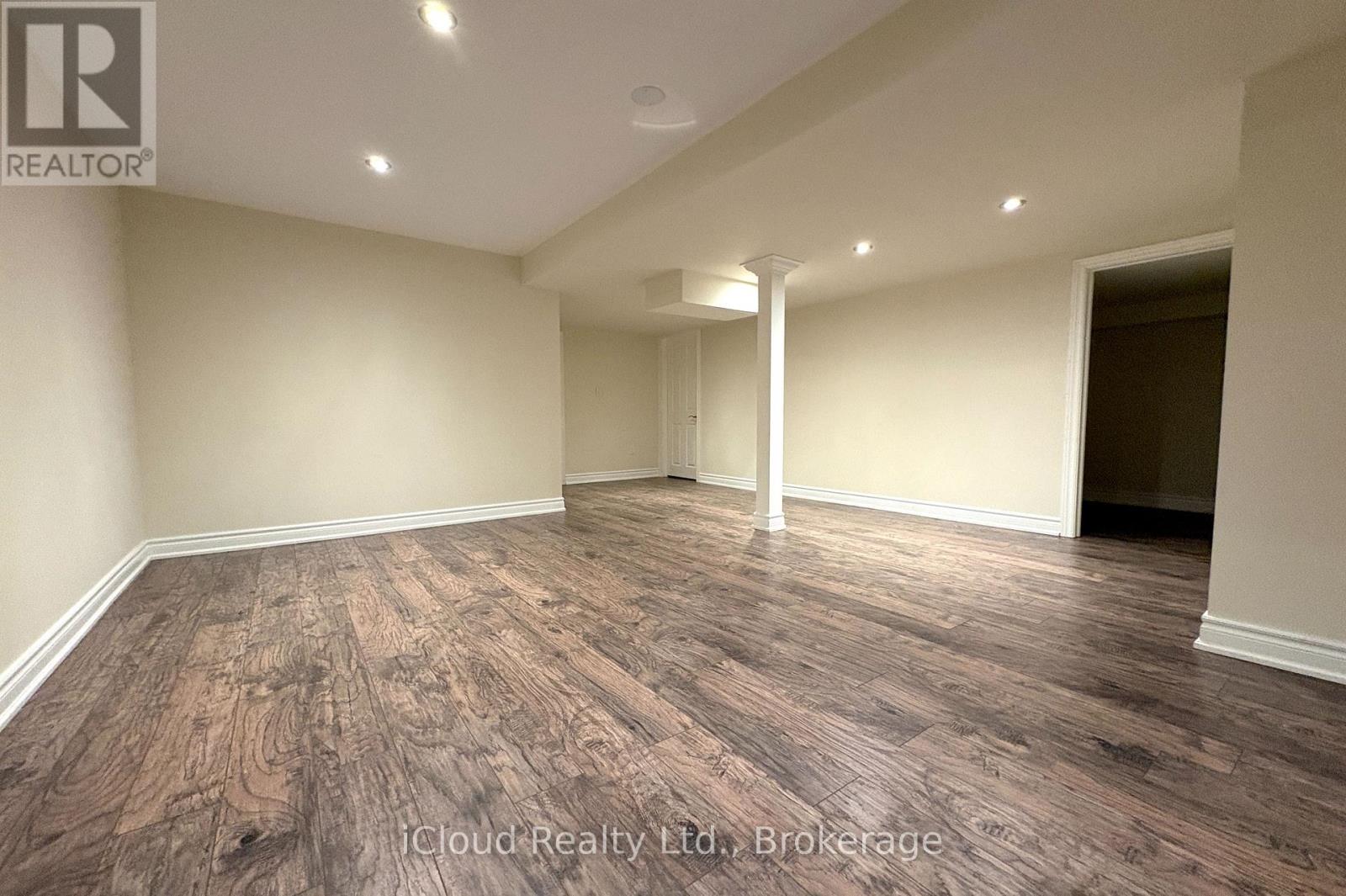 2466 Village Common, Oakville, Ontario  L6M 0S2 - Photo 49 - W13670834