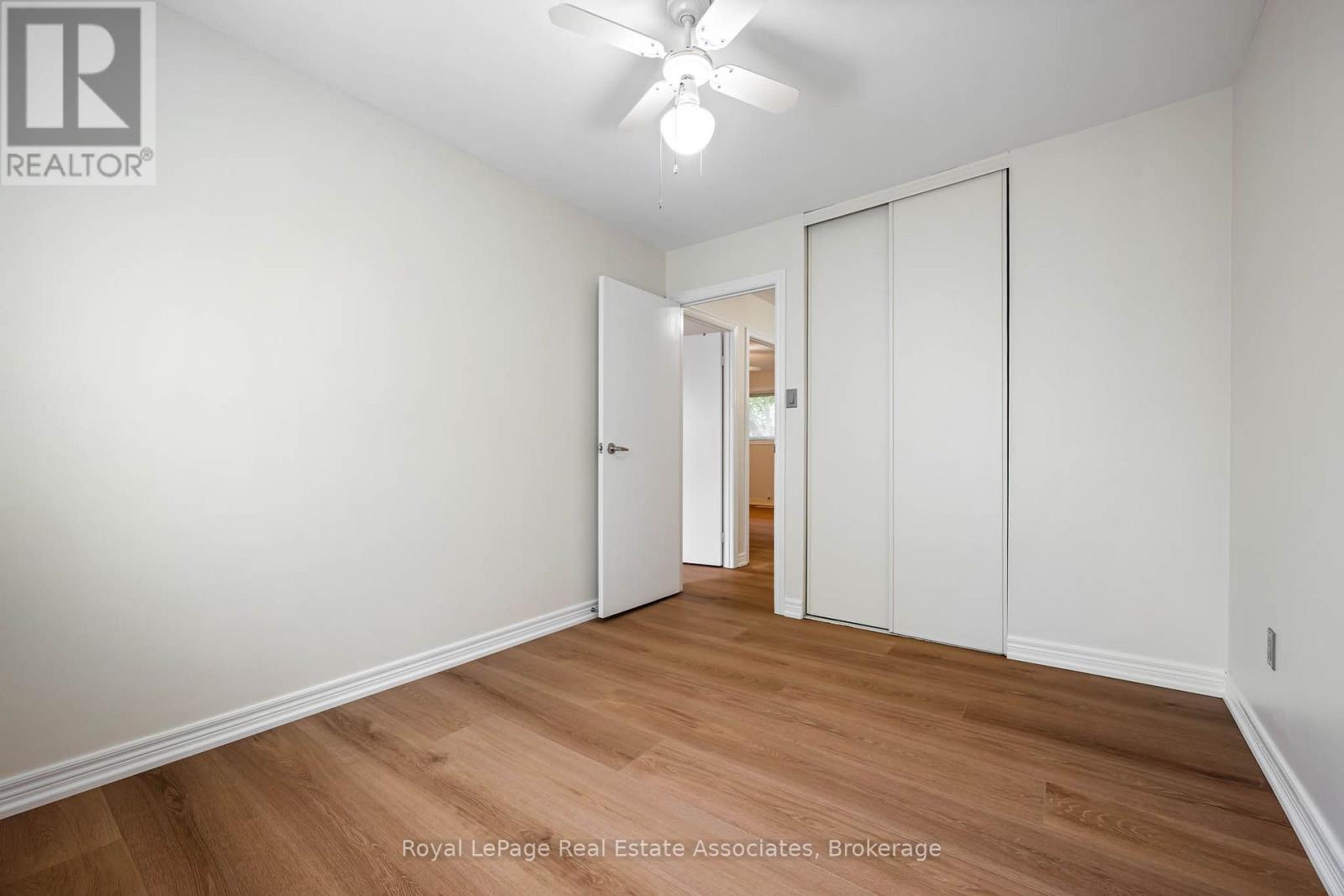 11 Berry Street, Halton Hills, Ontario  L7J 2N9 - Photo 27 - W13670912