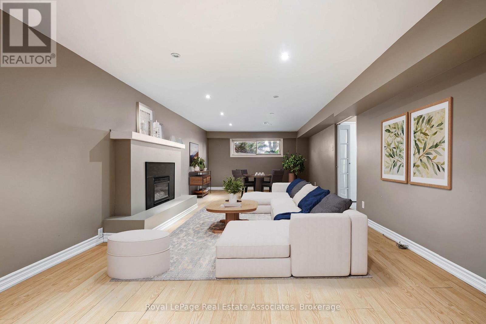 11 Berry Street, Halton Hills, Ontario  L7J 2N9 - Photo 30 - W13670912