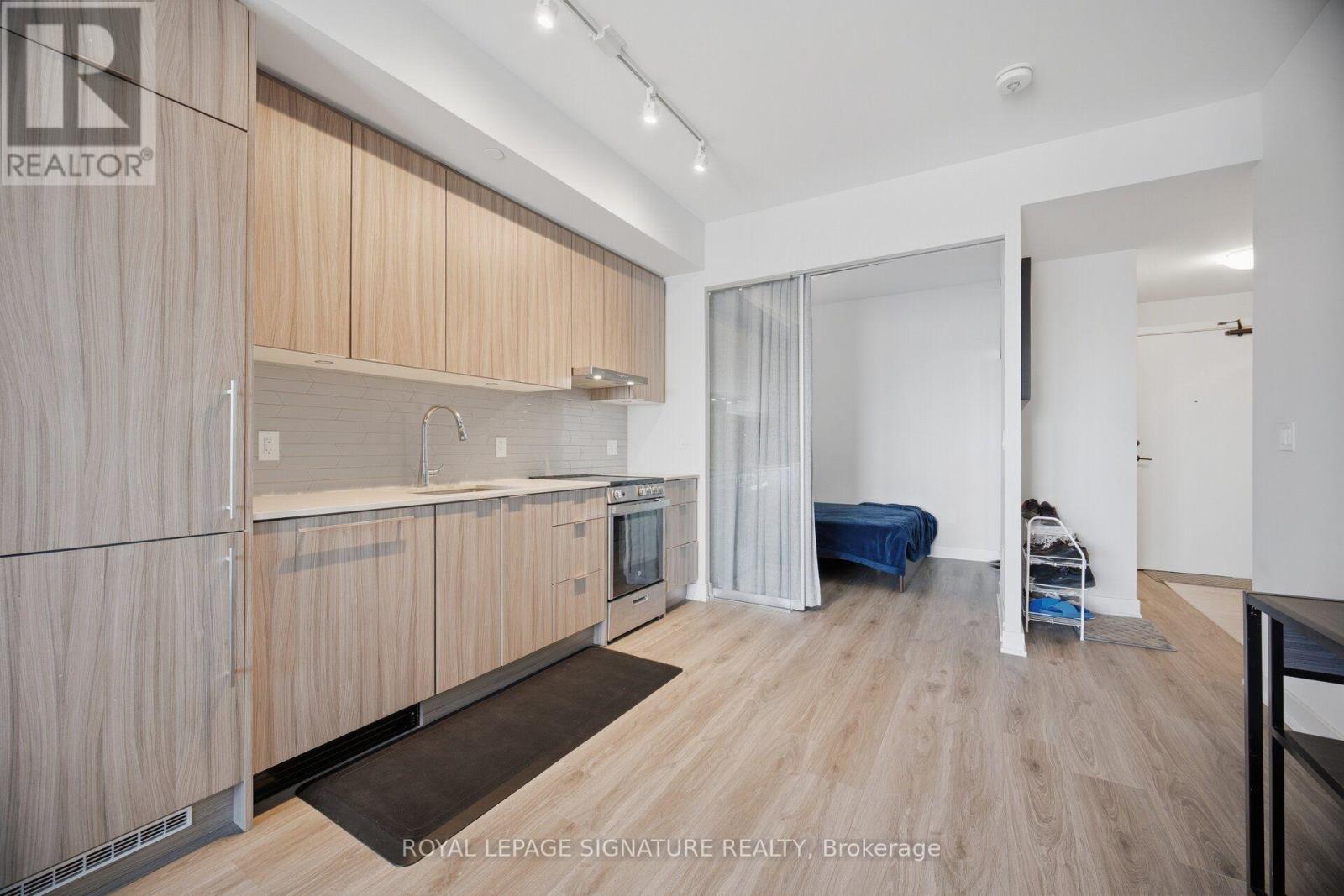 2709 - 430 Square One Drive, Mississauga, Ontario  L5B 0L6 - Photo 17 - W13670988