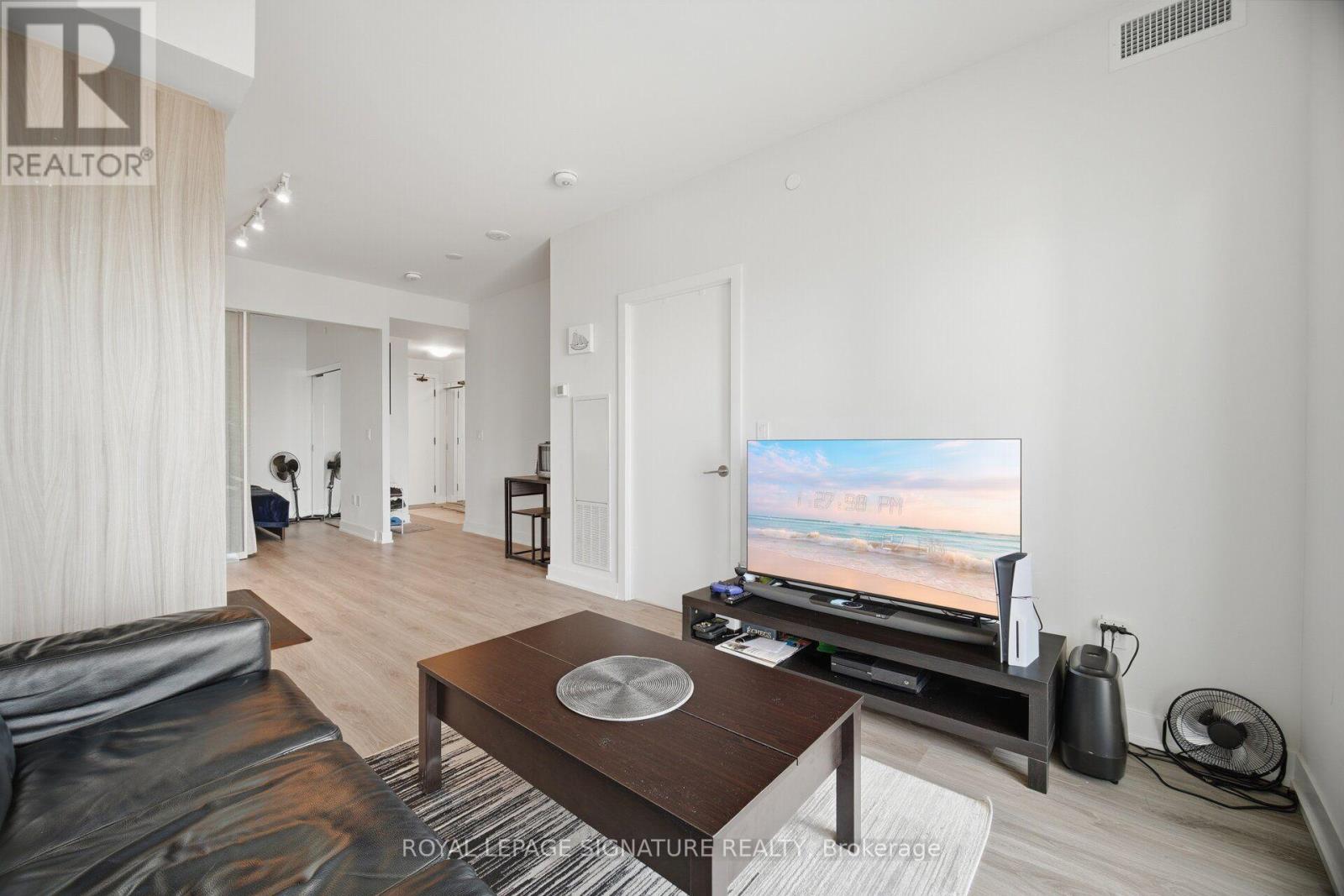 2709 - 430 Square One Drive, Mississauga, Ontario  L5B 0L6 - Photo 22 - W13670988