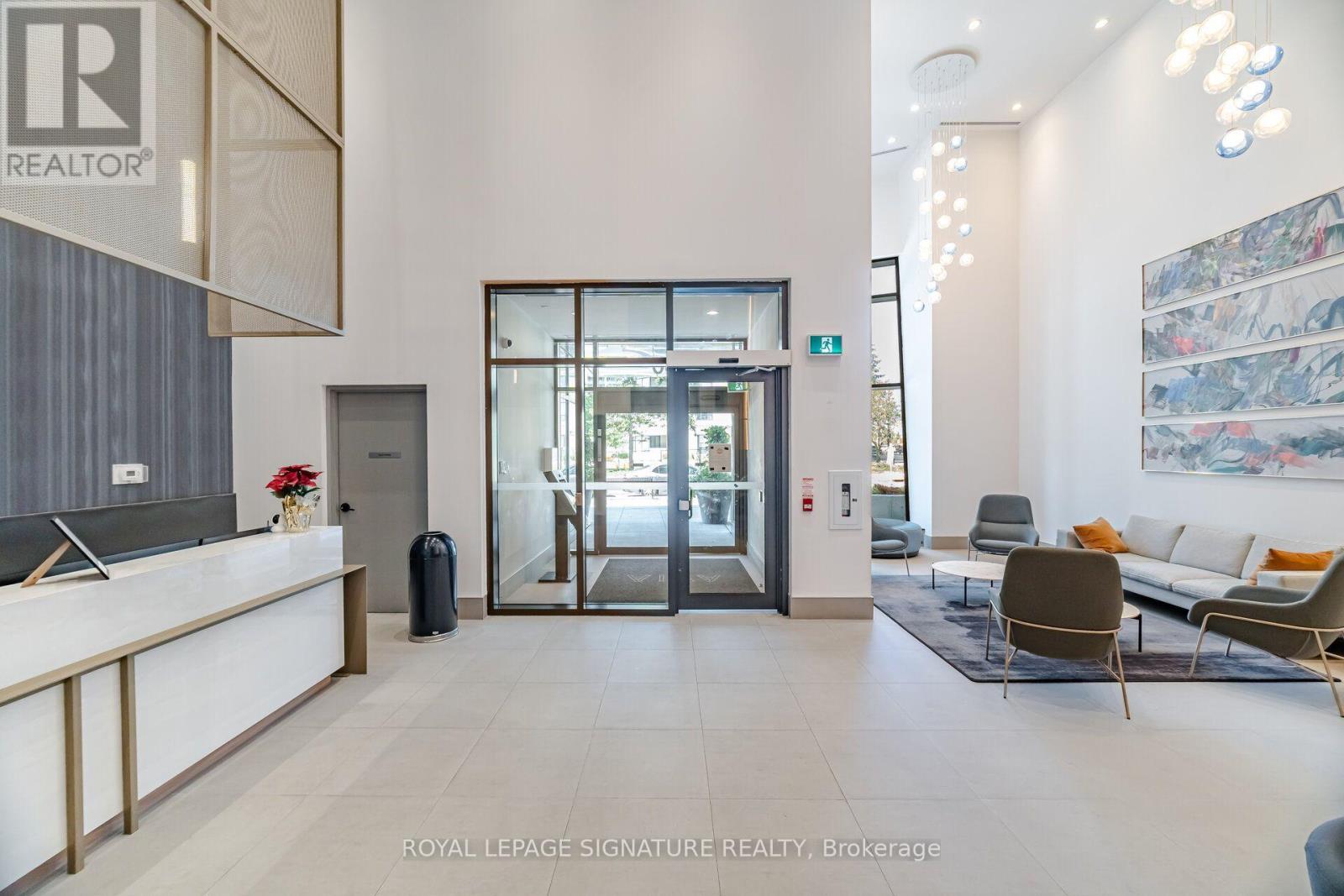 2709 - 430 Square One Drive, Mississauga, Ontario  L5B 0L6 - Photo 3 - W13670988