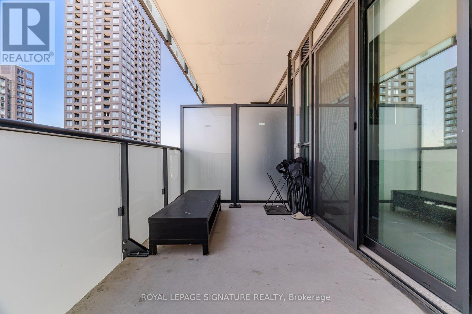 2709 - 430 Square One Drive, Mississauga, Ontario  L5B 0L6 - Photo 34 - W13670988
